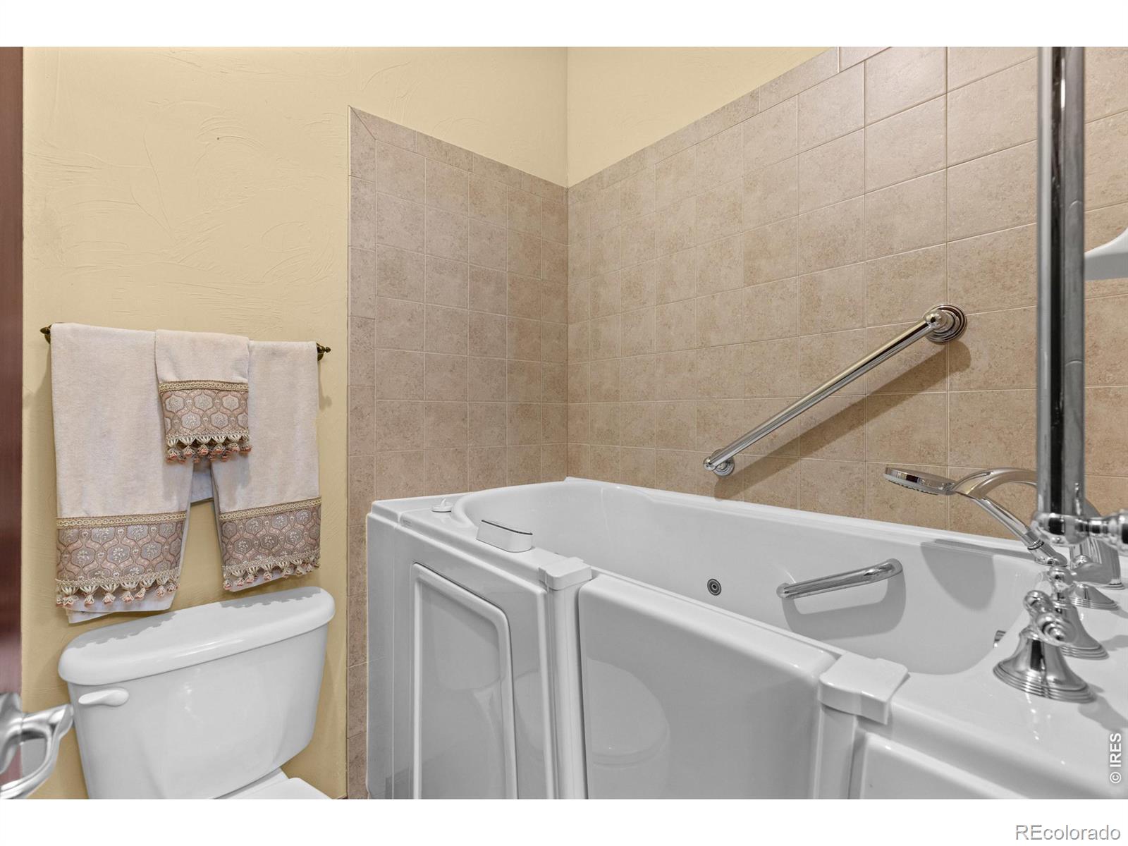 MLS Image #20 for 8703  wild horse way,frederick, Colorado
