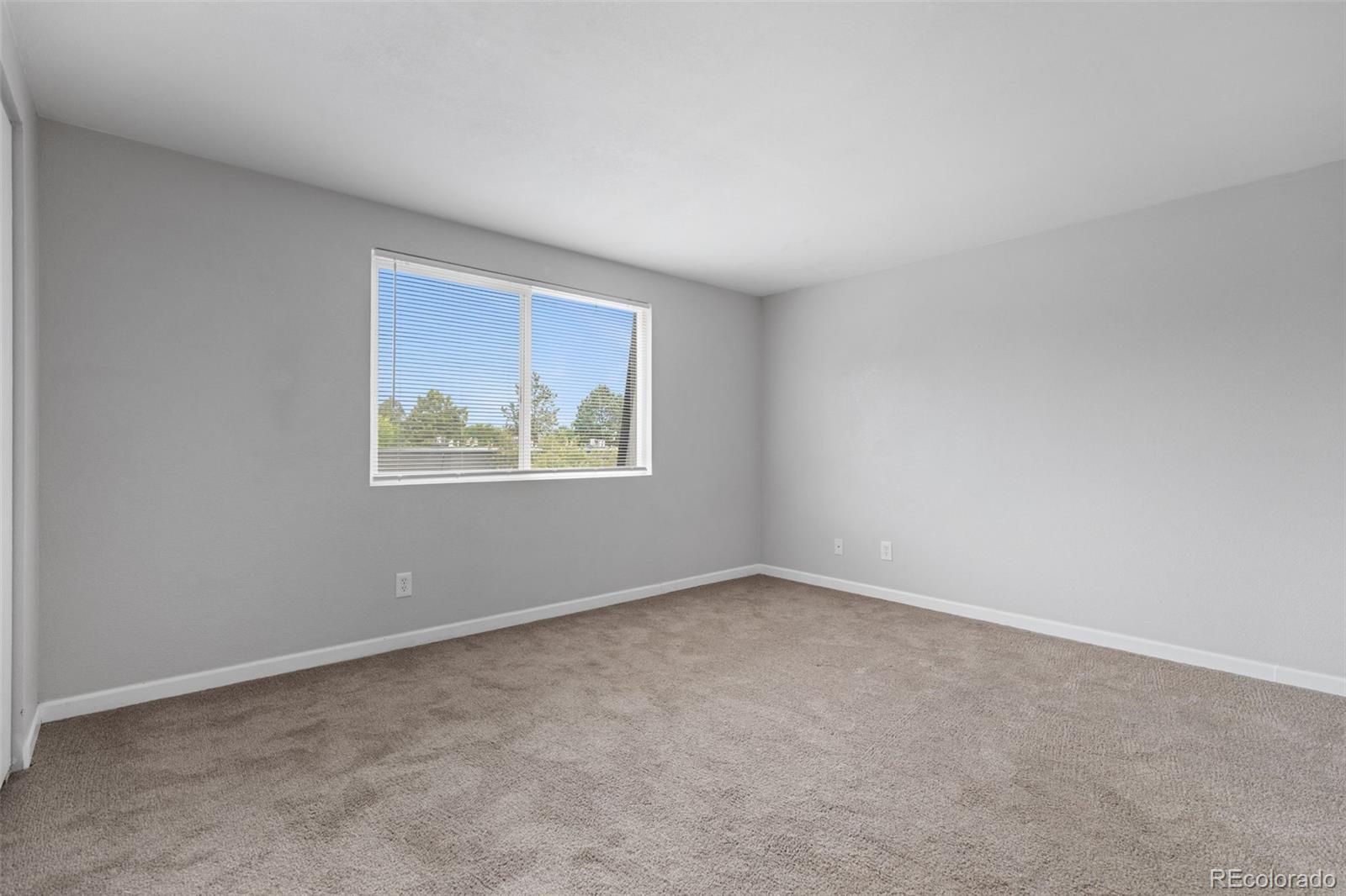 MLS Image #12 for 209 e highline circle 302,centennial, Colorado