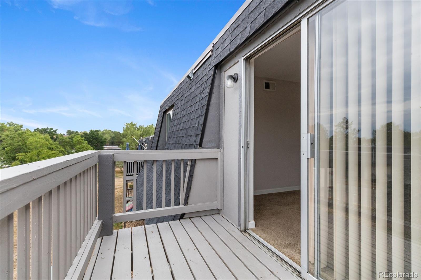 MLS Image #17 for 209 e highline circle 302,centennial, Colorado