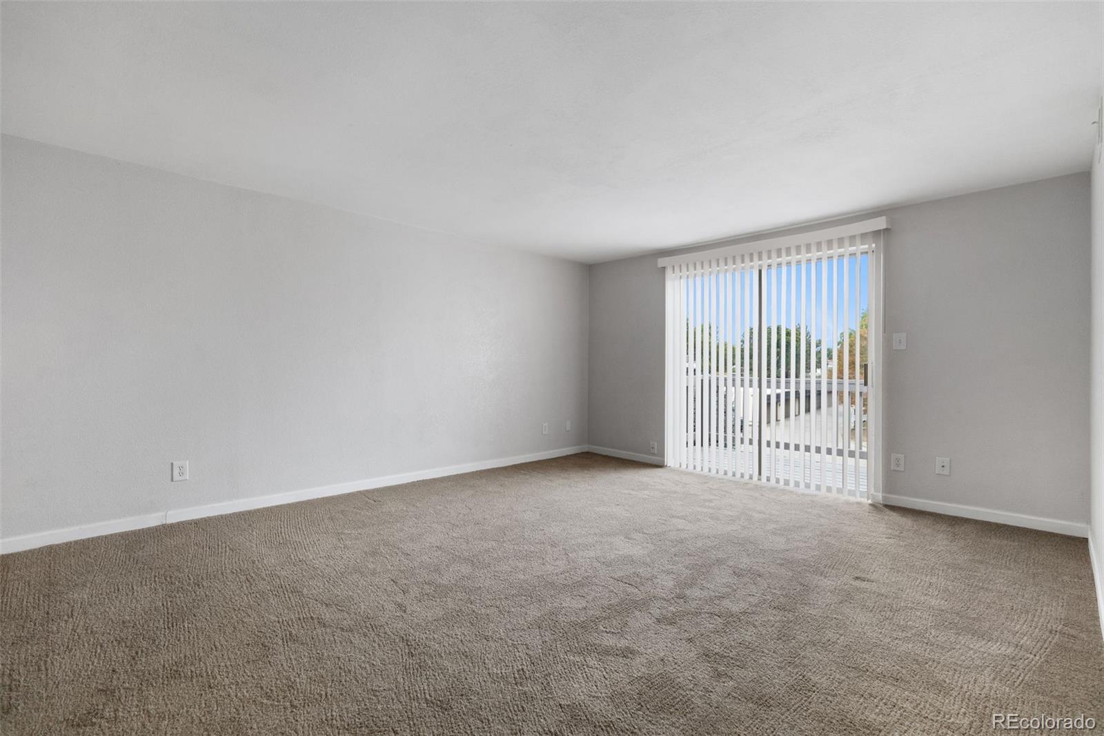 MLS Image #9 for 209 e highline circle 302,centennial, Colorado