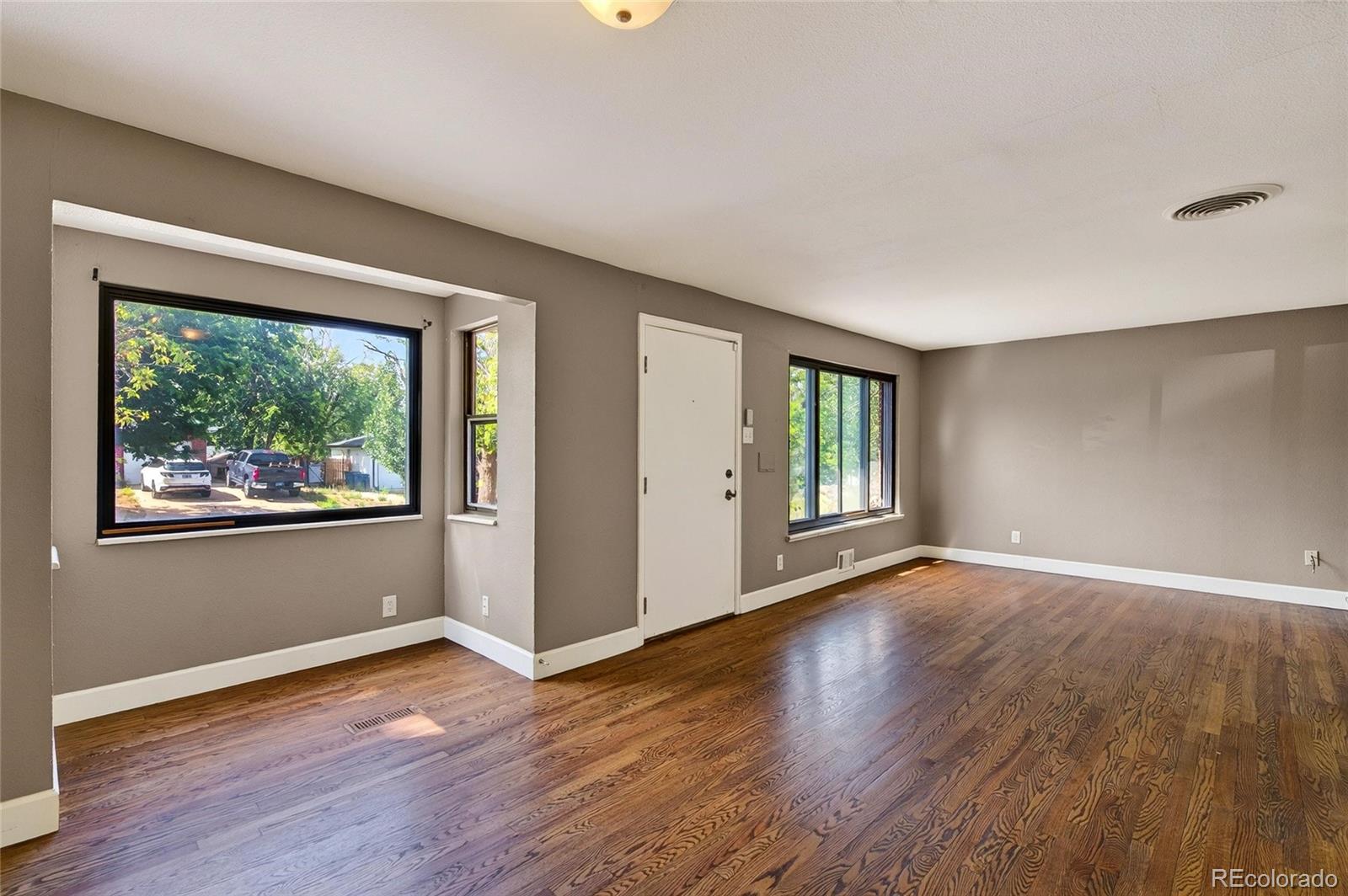 MLS Image #2 for 14205 e 25th place,aurora, Colorado