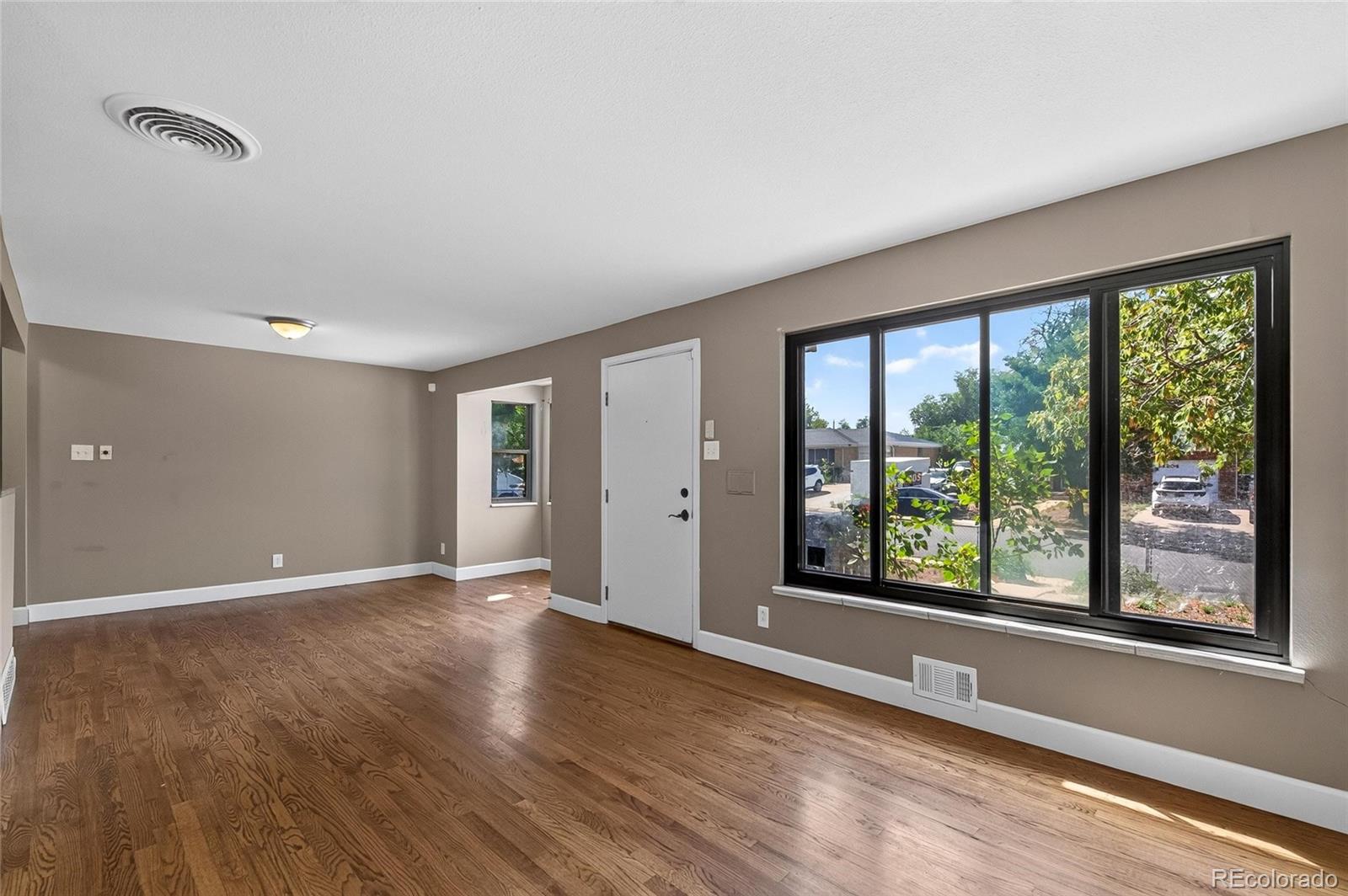 MLS Image #5 for 14205 e 25th place,aurora, Colorado