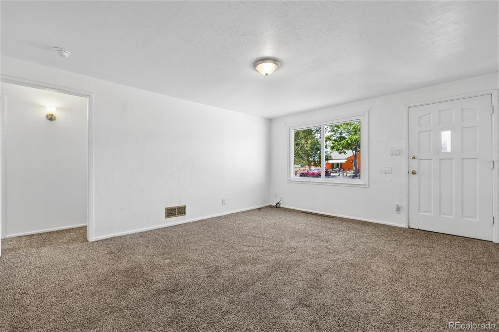 MLS Image #3 for 1064  galena street,aurora, Colorado