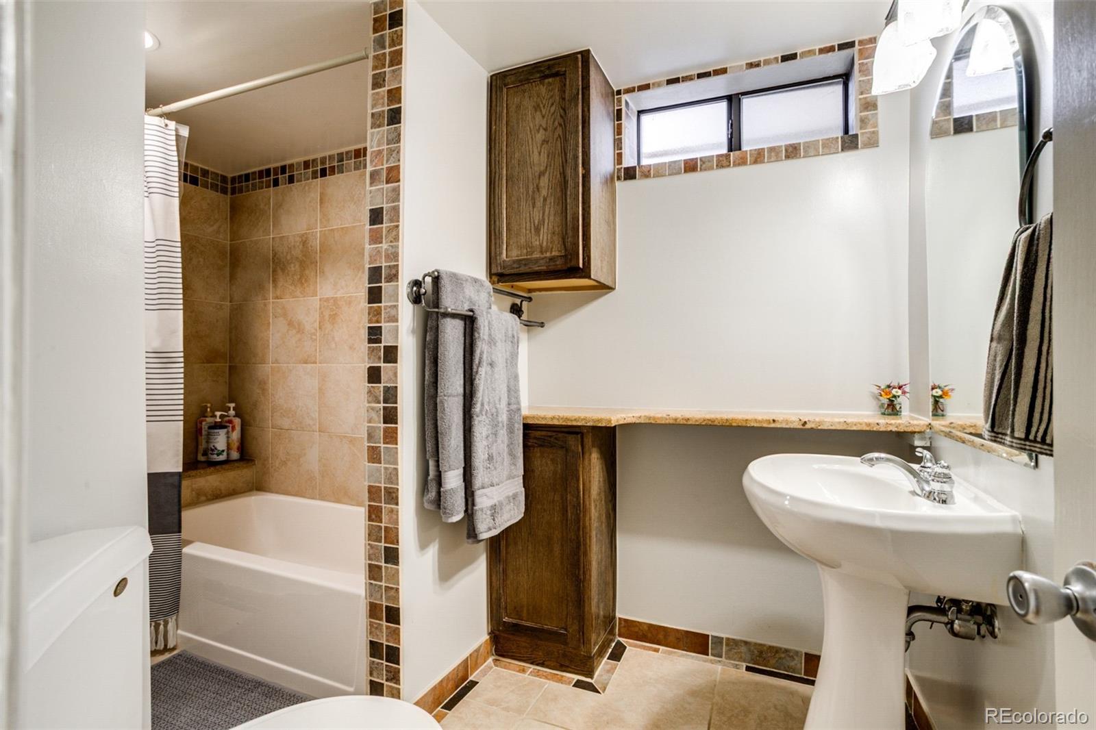 MLS Image #28 for 1010 e dartmouth avenue,englewood, Colorado