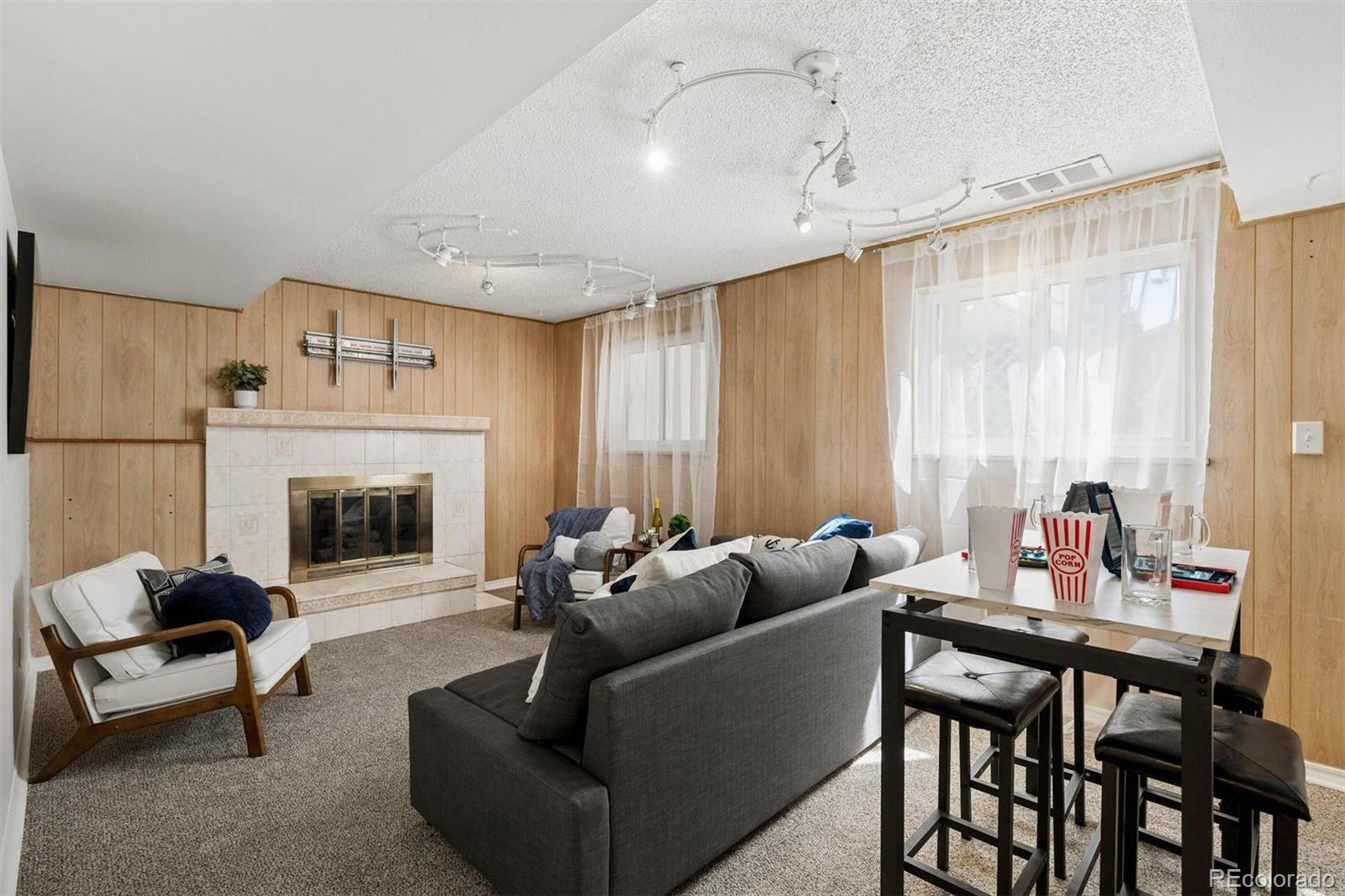 MLS Image #8 for 2102 s brentwood street,denver, Colorado