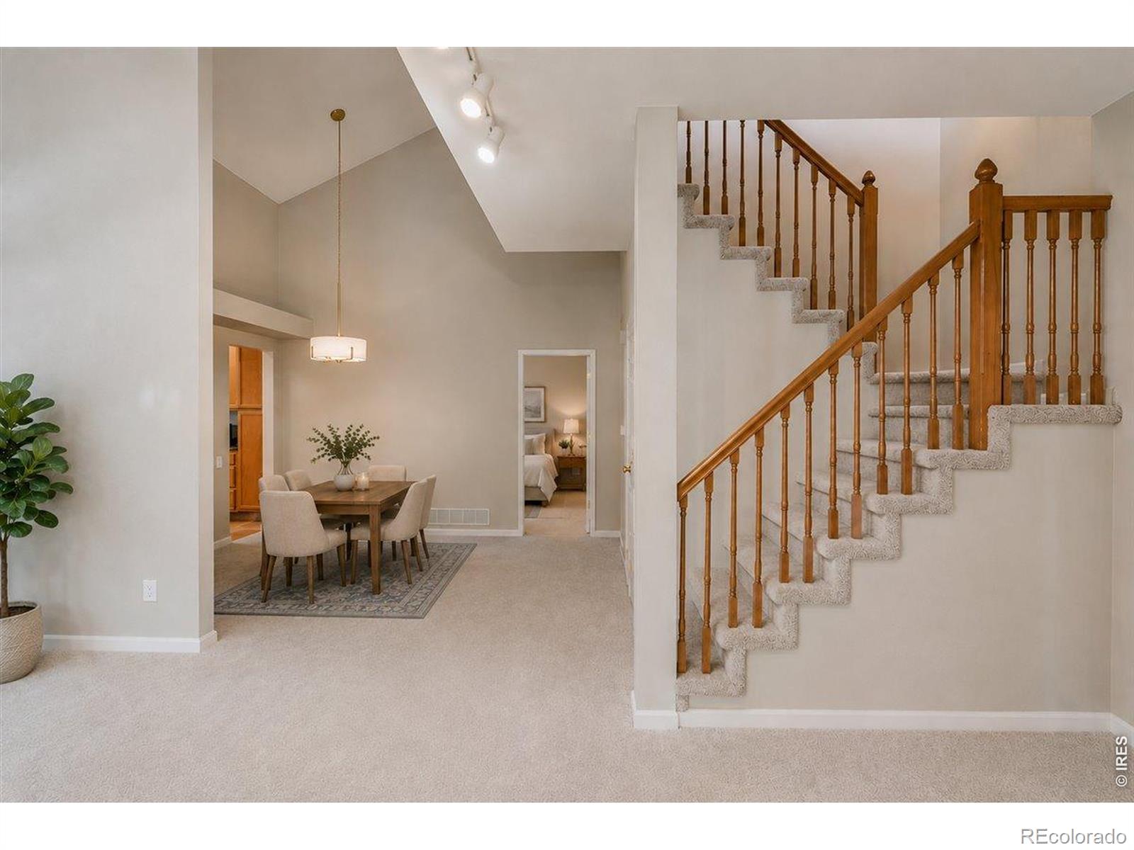 MLS Image #13 for 2909 w long circle e,littleton, Colorado