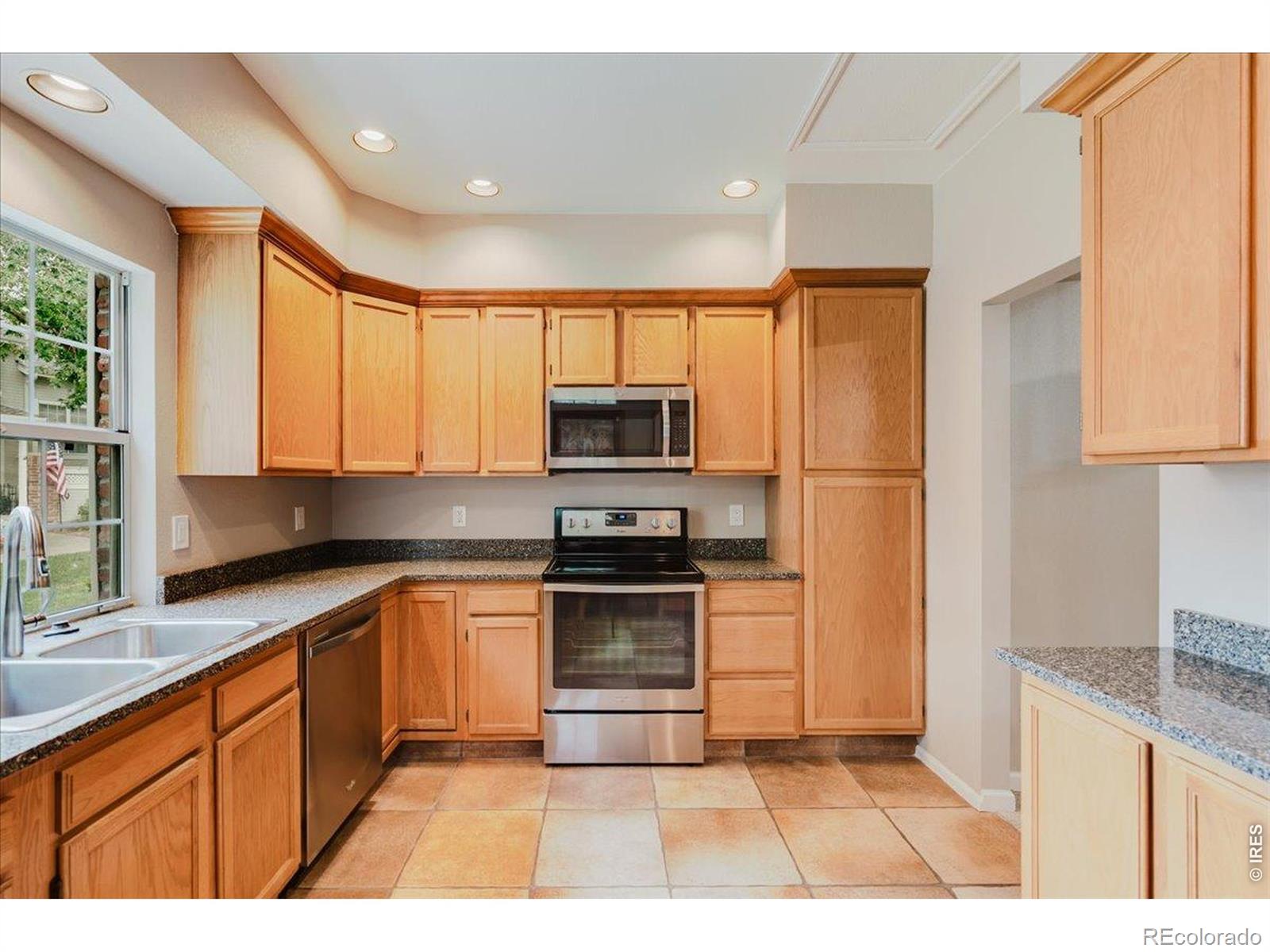 MLS Image #9 for 2909 w long circle e,littleton, Colorado