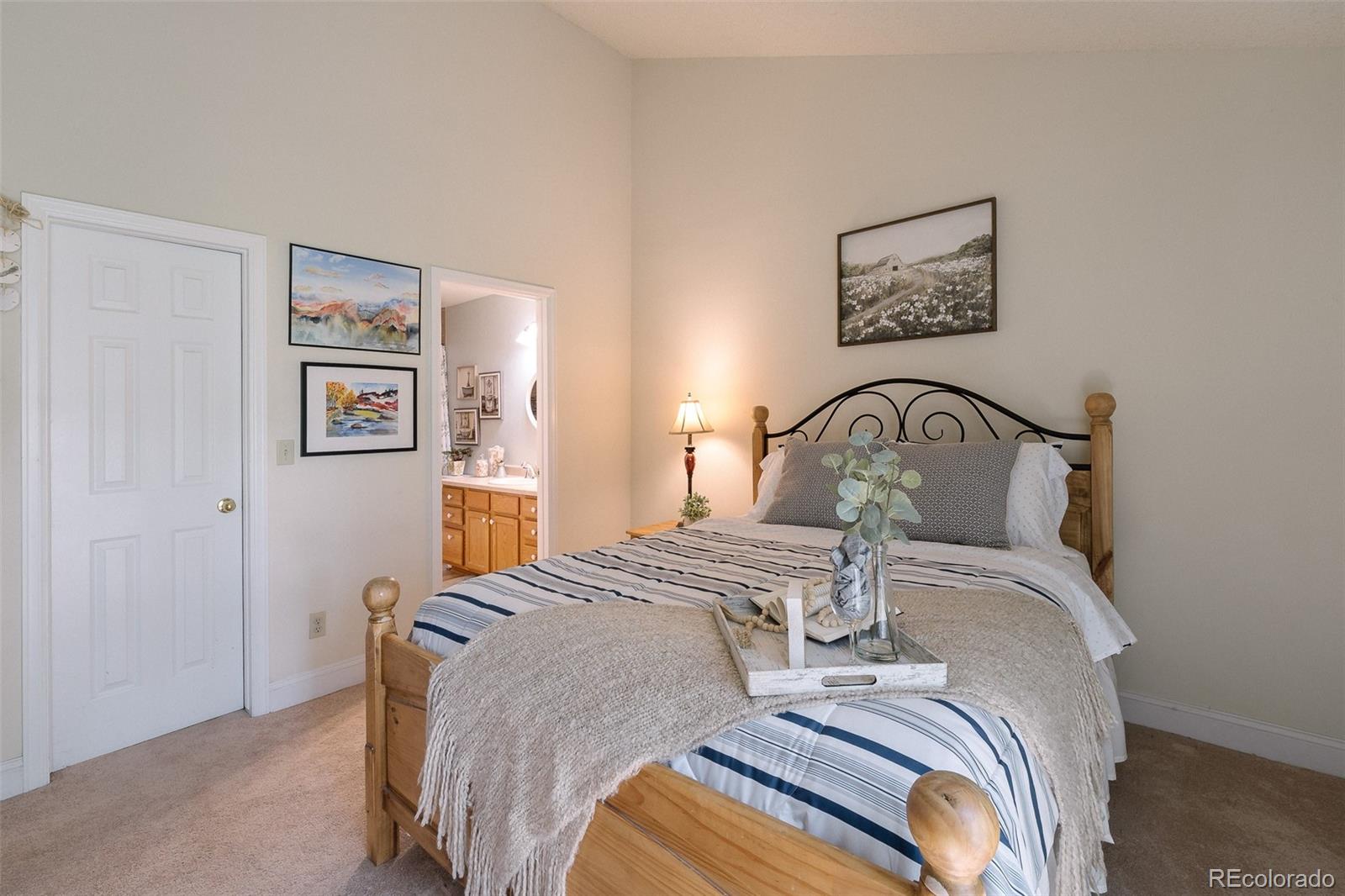 MLS Image #6 for 530  autumn crest circle,colorado springs, Colorado