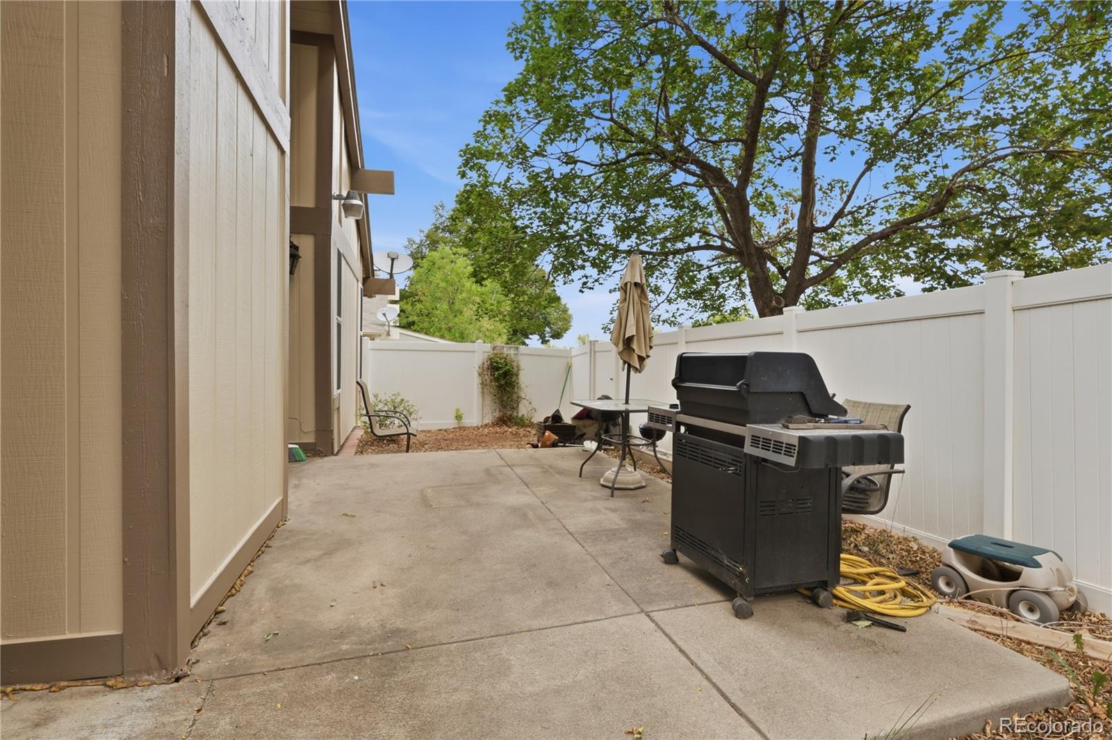 MLS Image #21 for 12054 e maple avenue,aurora, Colorado