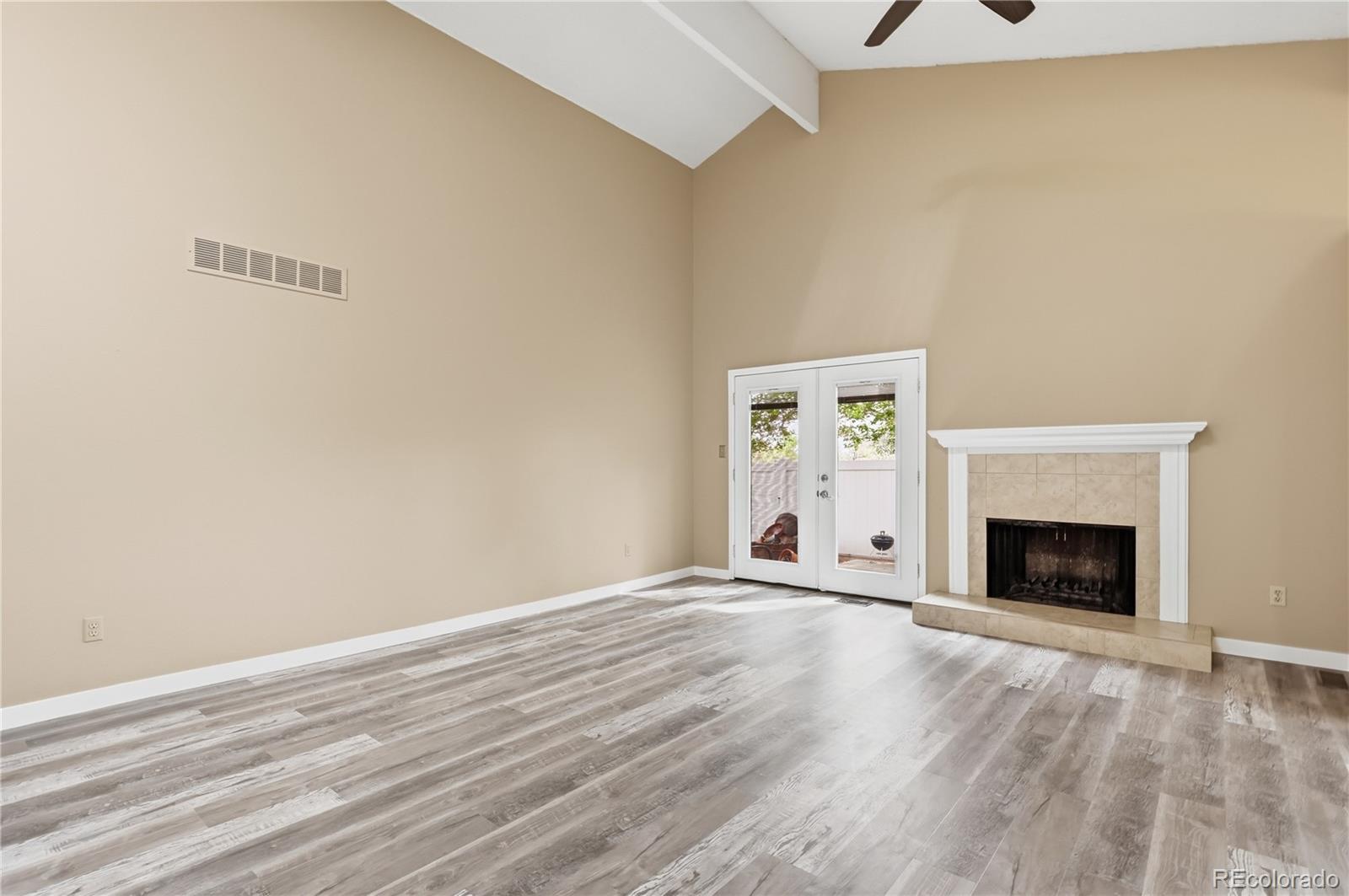 MLS Image #4 for 12054 e maple avenue,aurora, Colorado