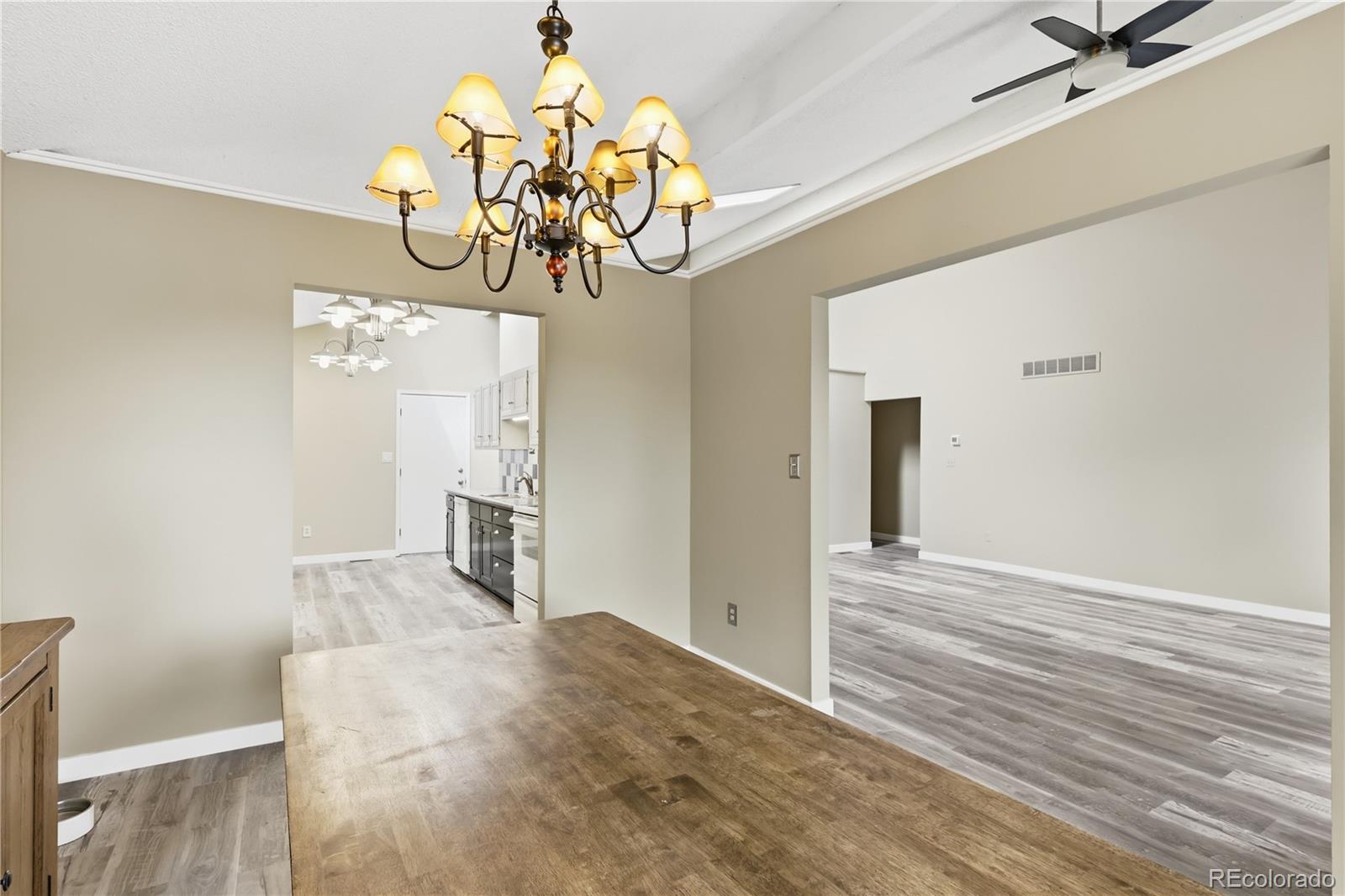 MLS Image #9 for 12054 e maple avenue,aurora, Colorado