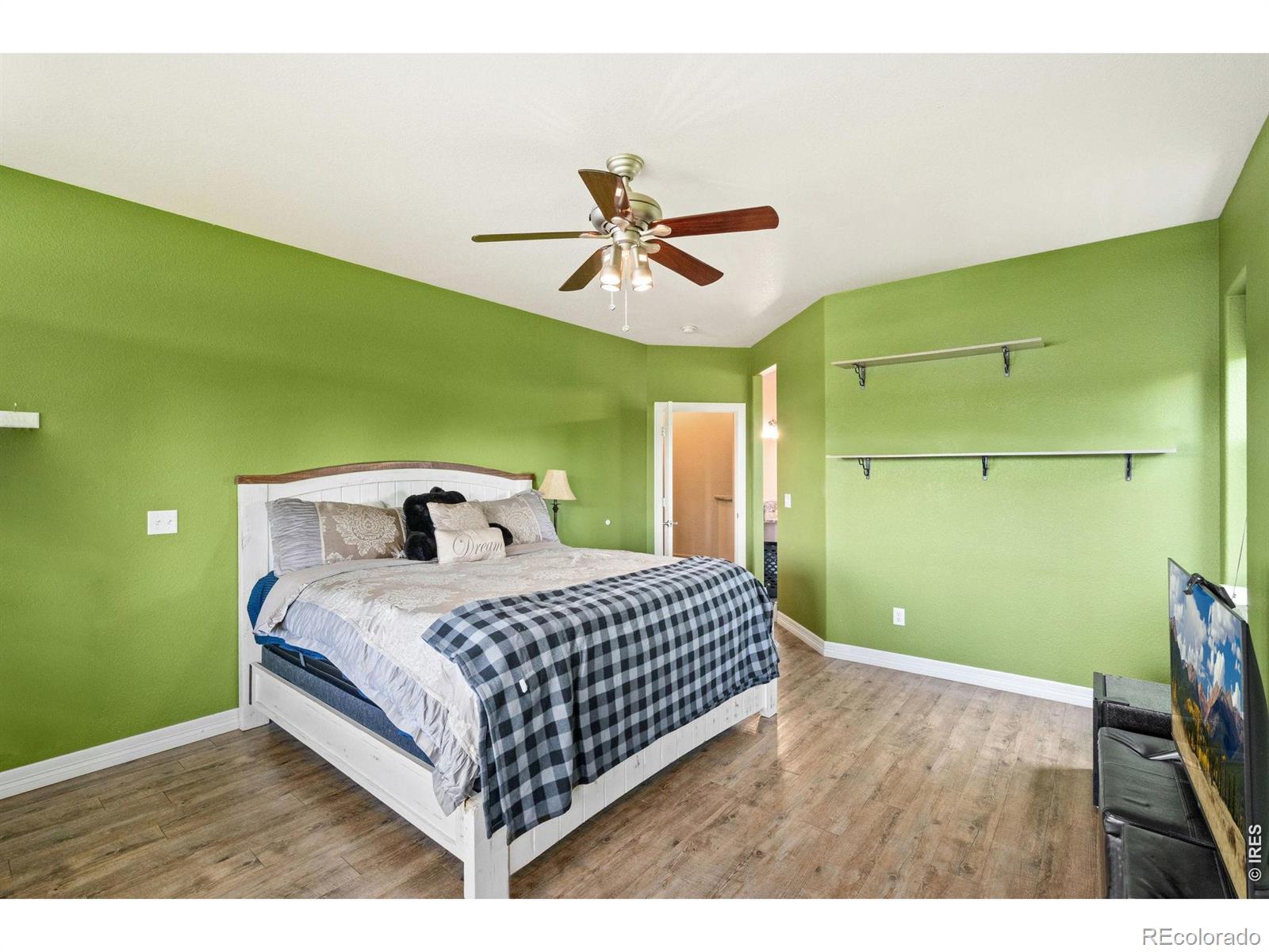 MLS Image #18 for 7182  lakota lakes road,johnstown, Colorado