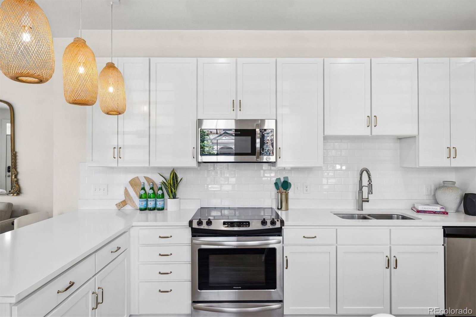 MLS Image #6 for 790  24th street ,denver, Colorado