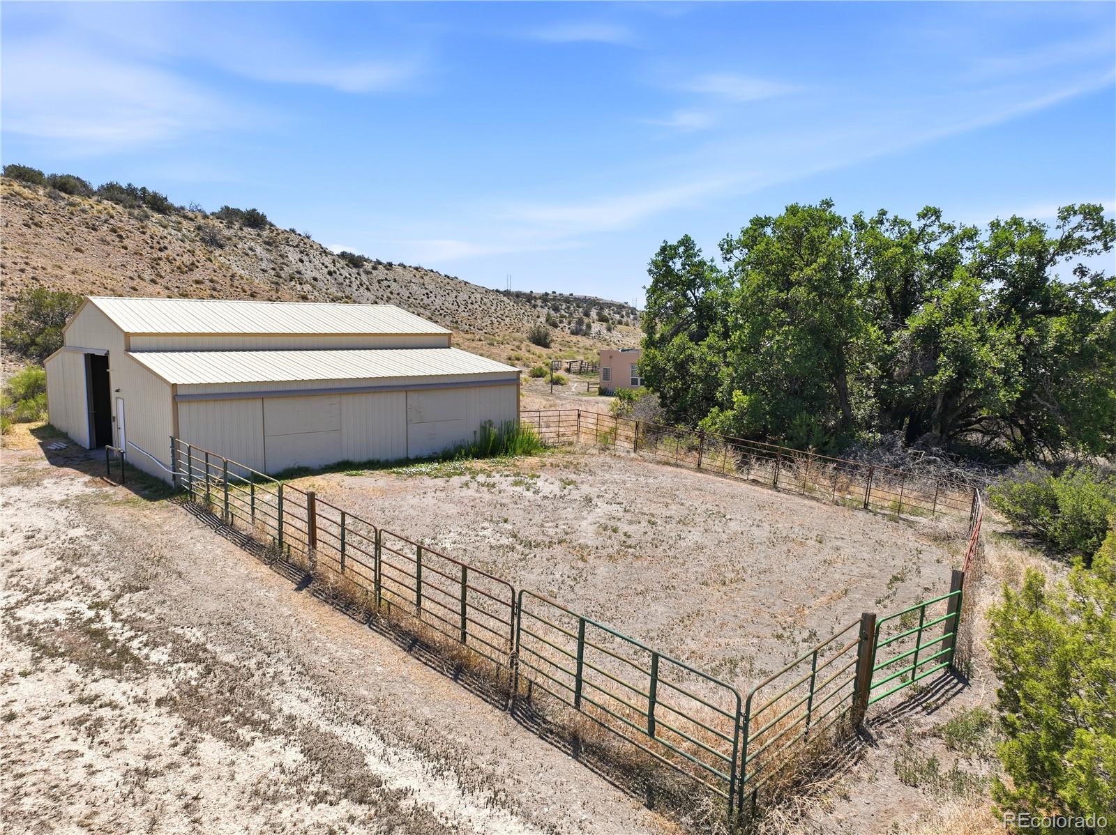 MLS Image #14 for 570  valley drive,penrose, Colorado