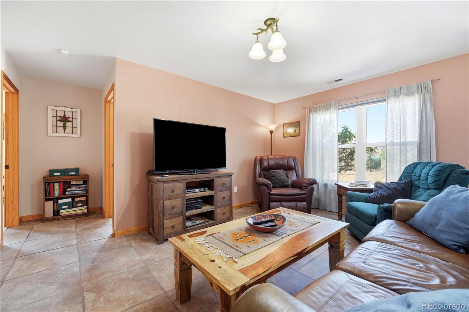MLS Image #38 for 570  valley drive,penrose, Colorado