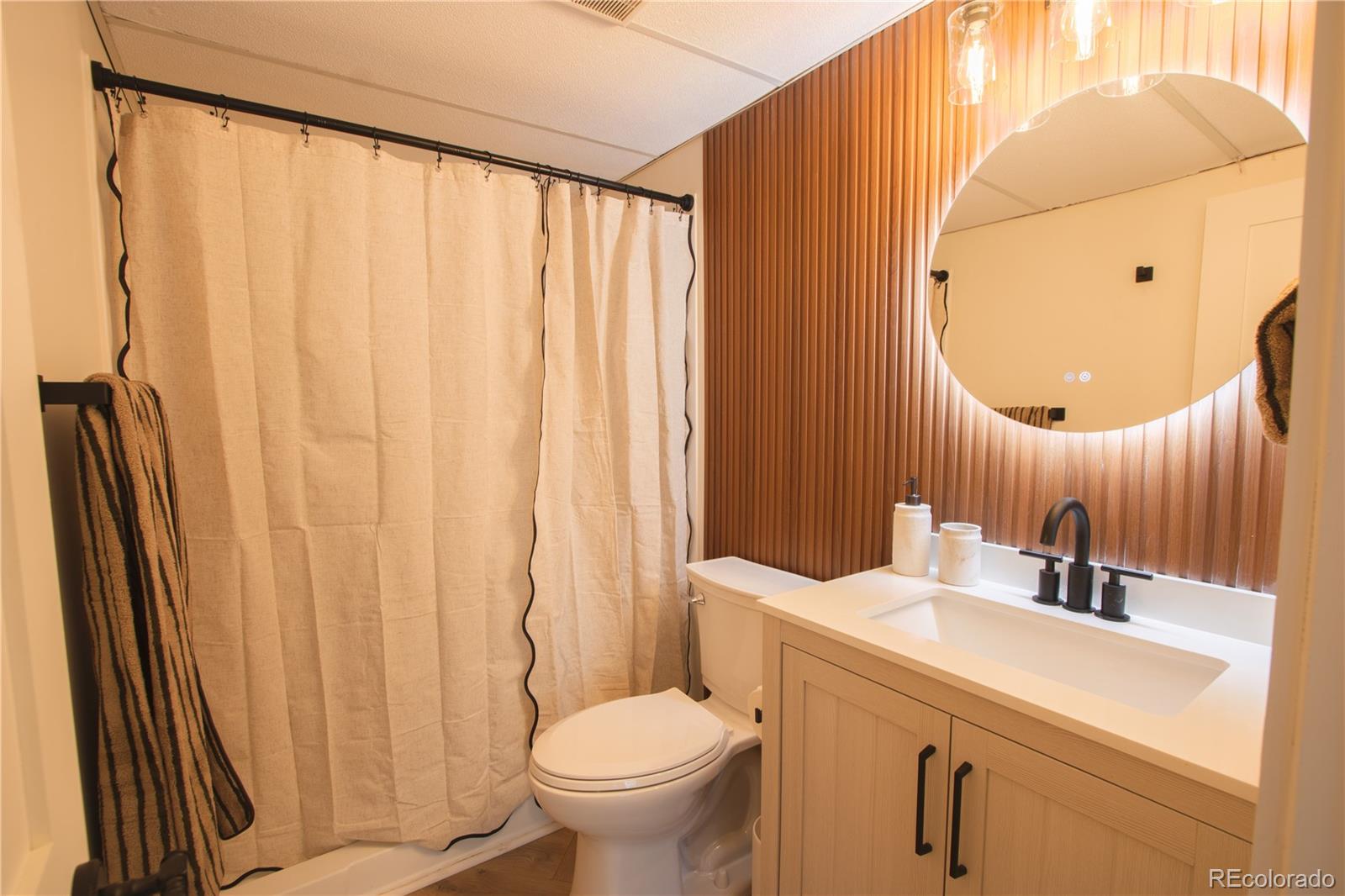 MLS Image #13 for 2150 s vaughn way,aurora, Colorado