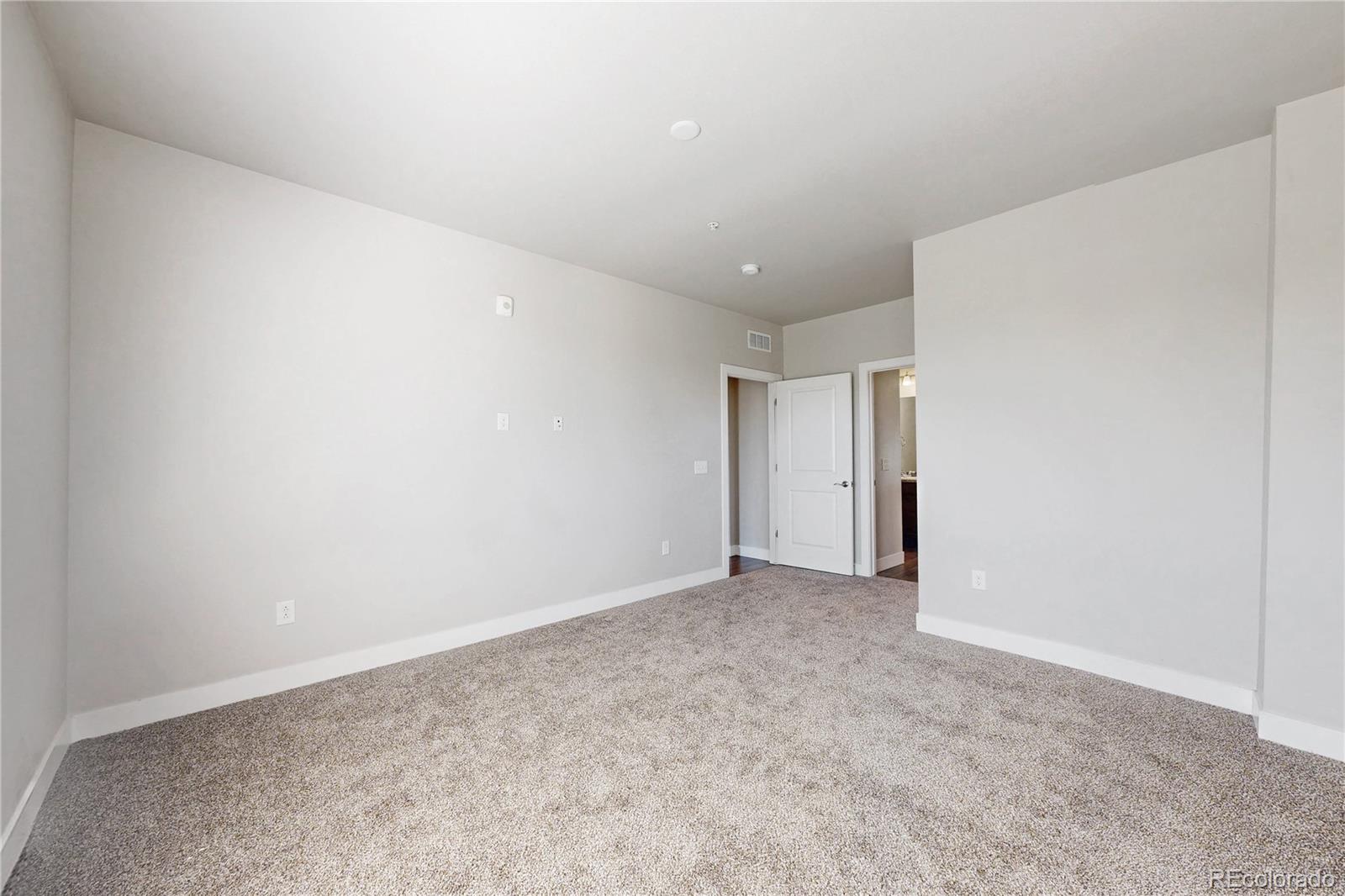 MLS Image #15 for 14341 e tennessee avenue,aurora, Colorado