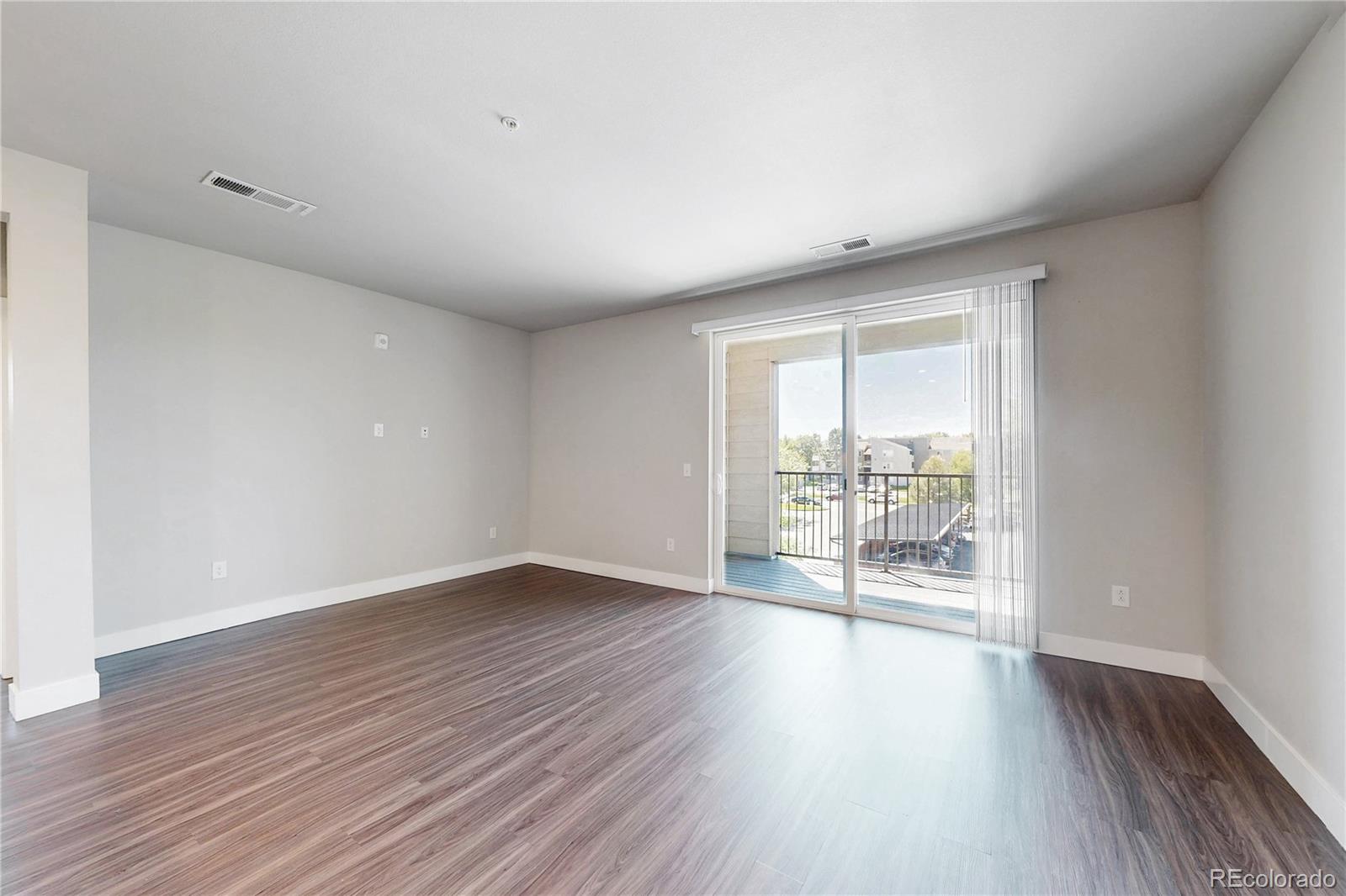MLS Image #9 for 14341 e tennessee avenue,aurora, Colorado