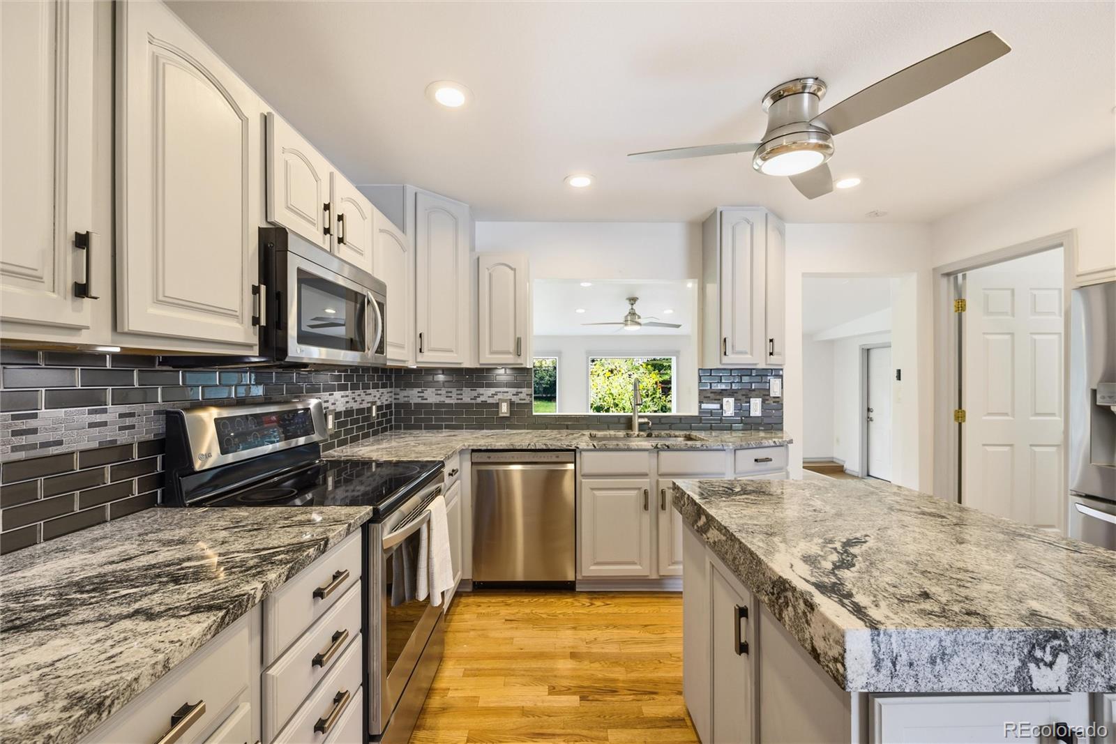 MLS Image #10 for 479 s harlan street,lakewood, Colorado
