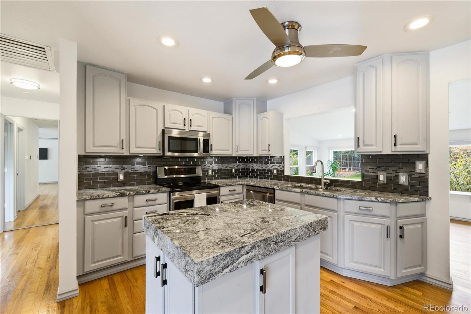 MLS Image #8 for 479 s harlan street,lakewood, Colorado