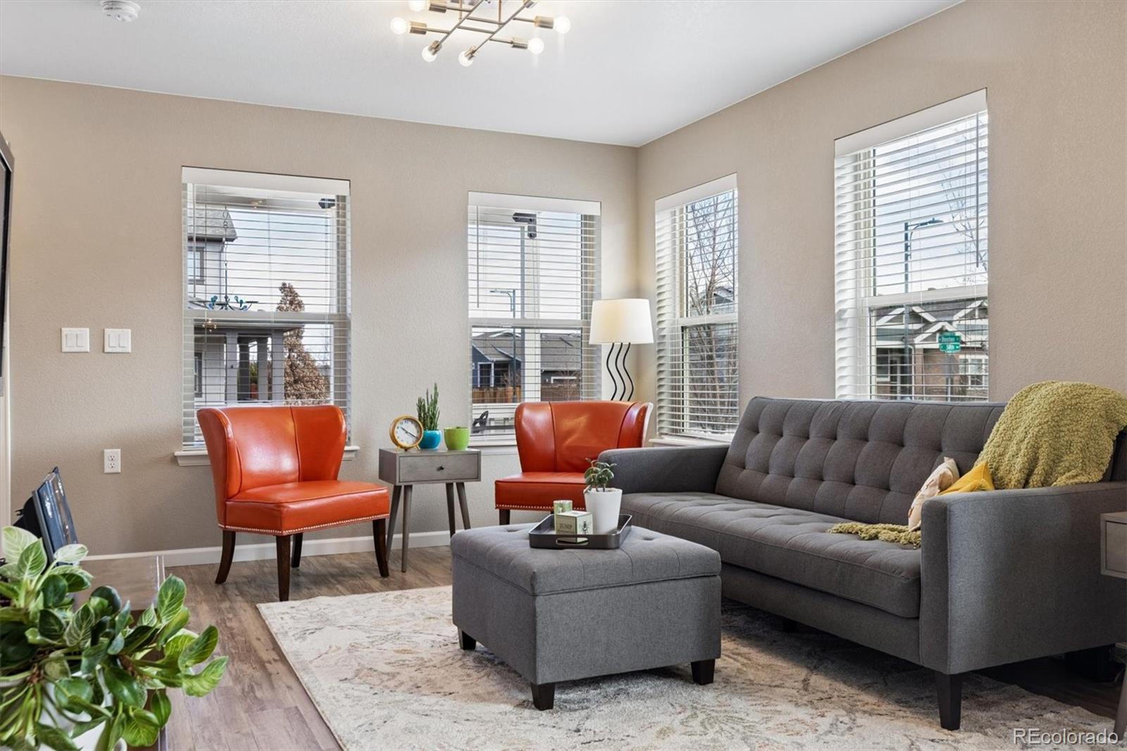MLS Image #5 for 9340 e 58th avenue,denver, Colorado