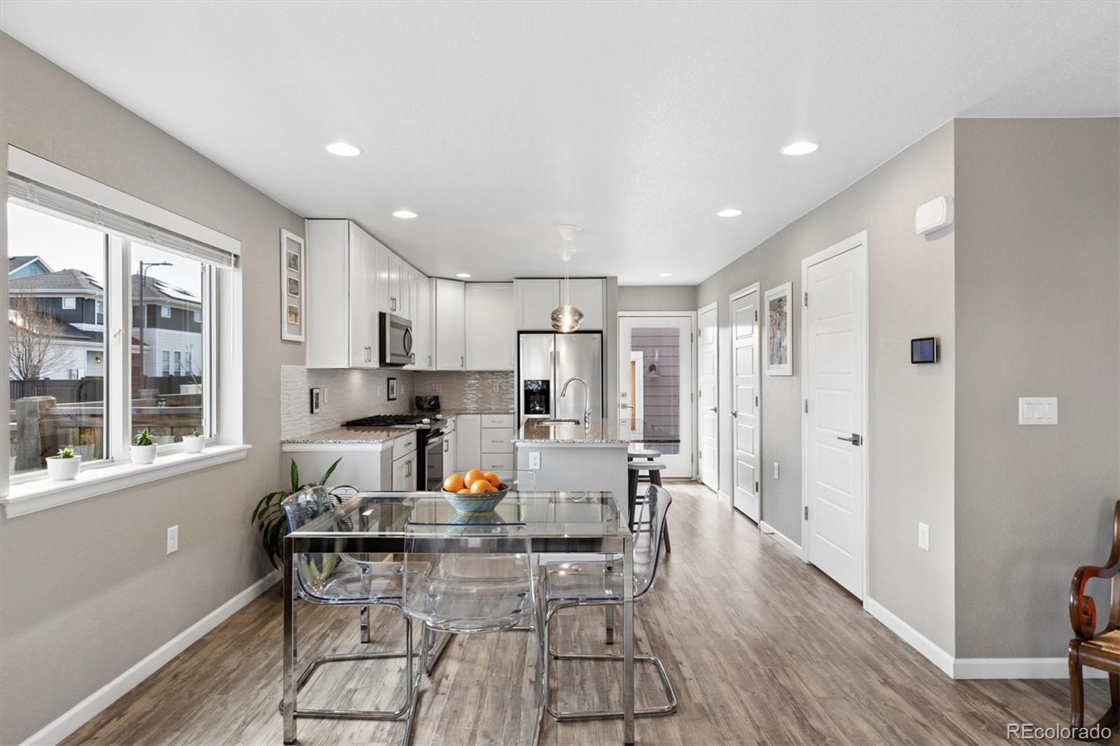 MLS Image #6 for 9340 e 58th avenue,denver, Colorado