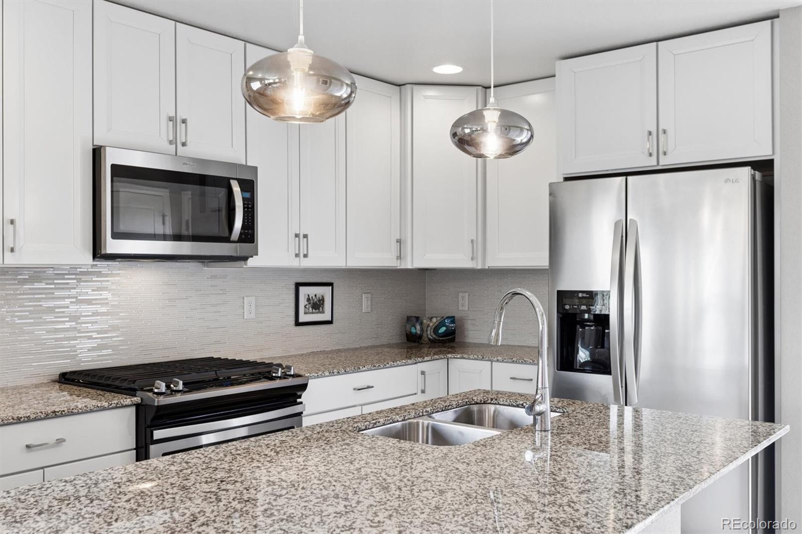 MLS Image #8 for 9340 e 58th avenue,denver, Colorado