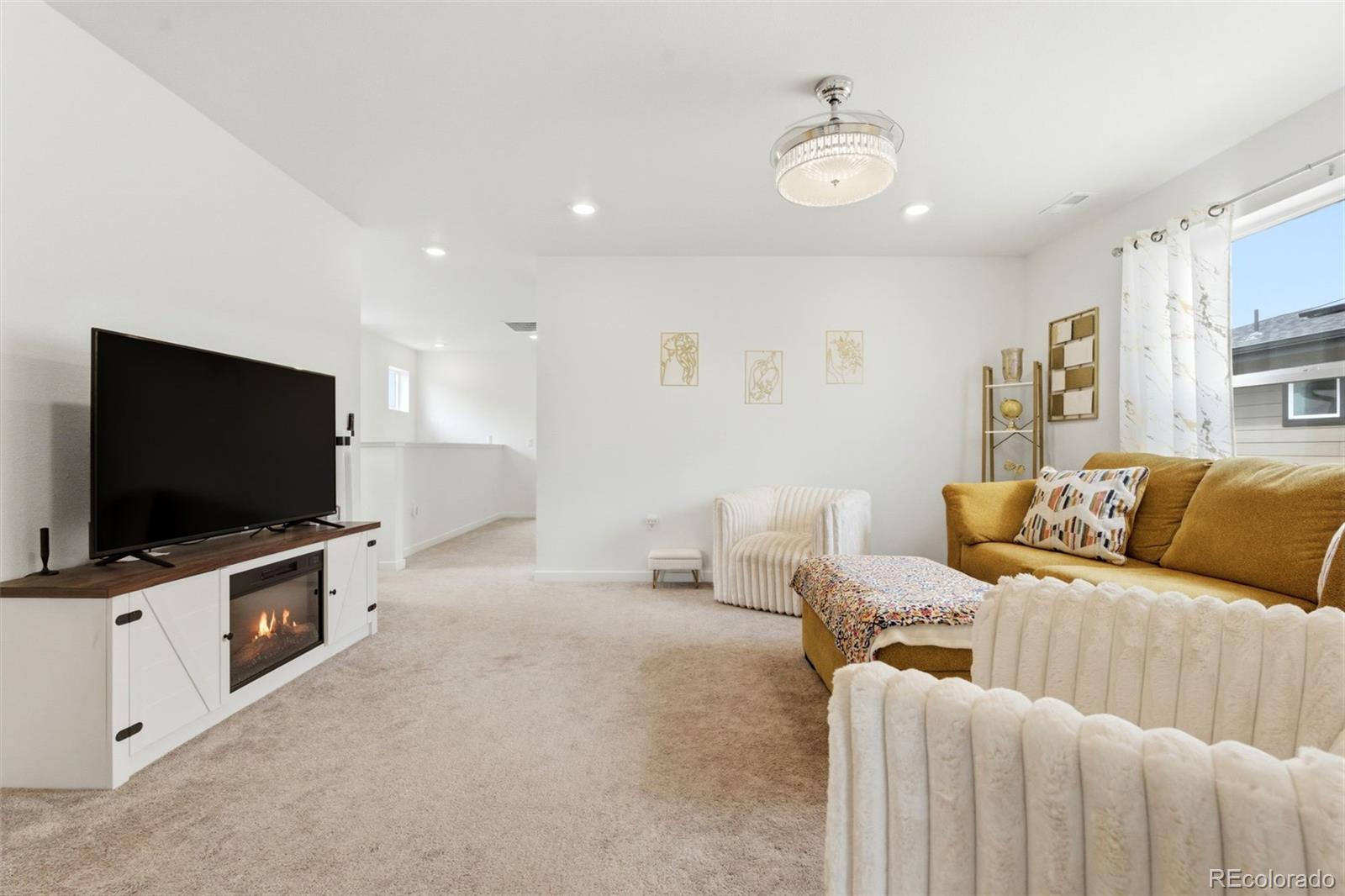 MLS Image #15 for 630  aspen avenue,bennett, Colorado