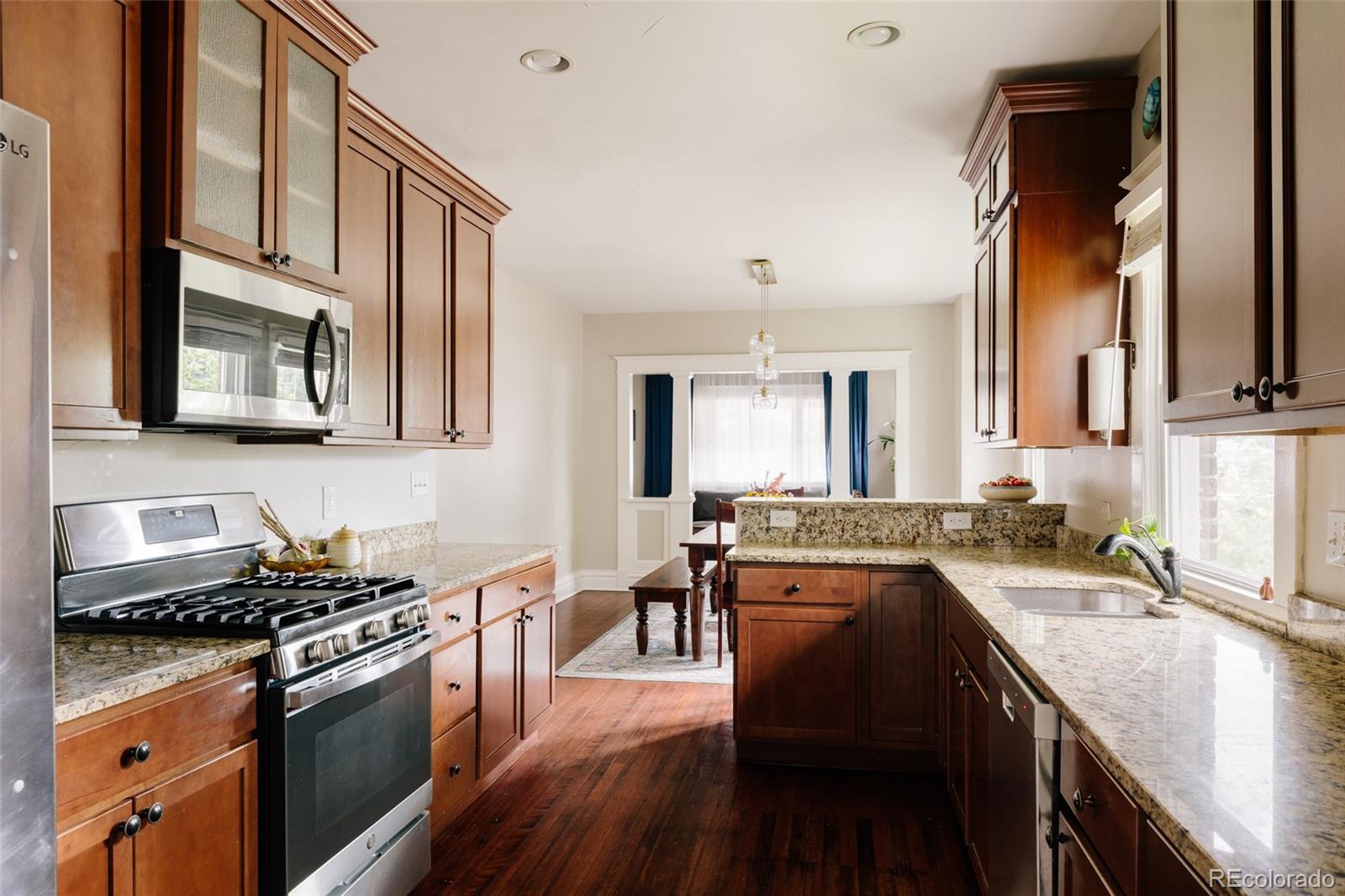 MLS Image #14 for 2559  38th avenue,denver, Colorado