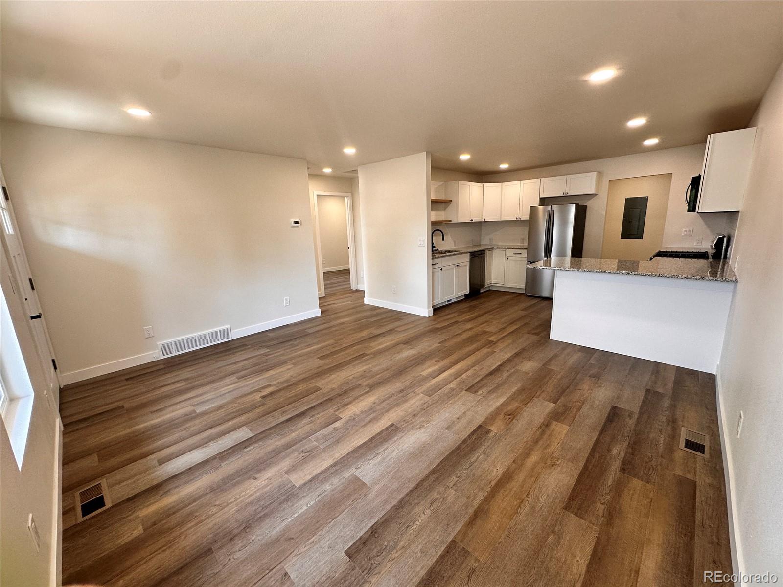 MLS Image #3 for 560  j avenue,limon, Colorado