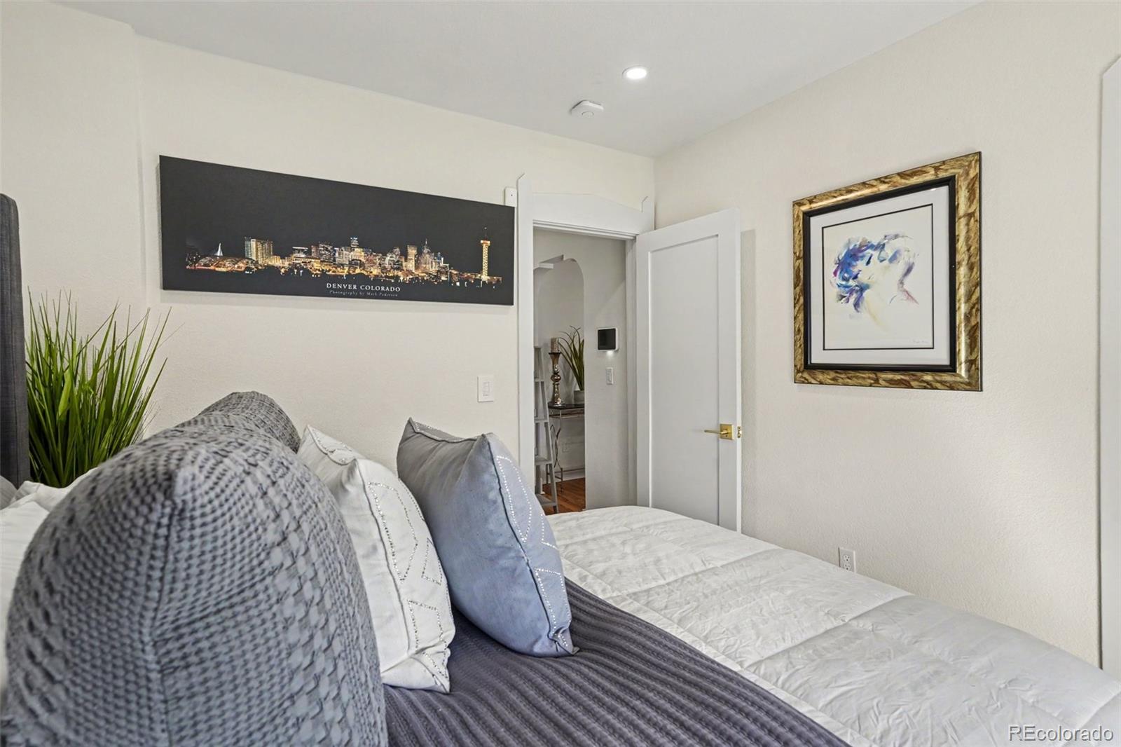 MLS Image #12 for 339 s bryant street,denver, Colorado