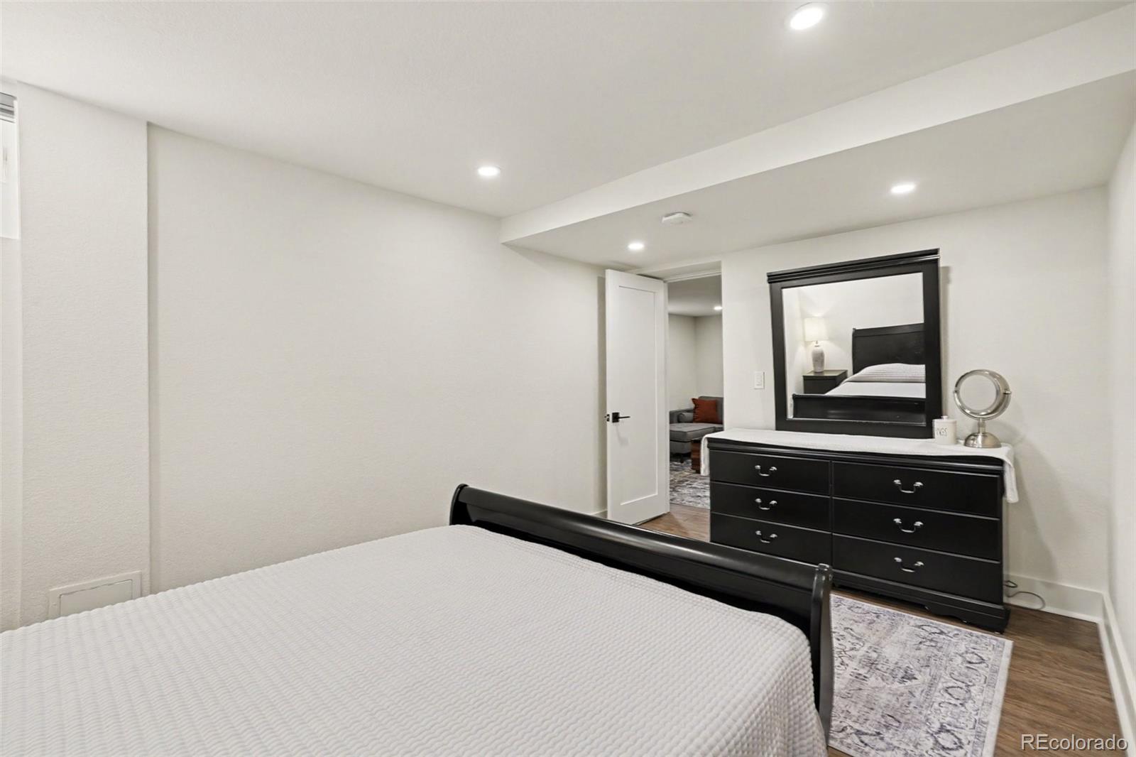 MLS Image #23 for 339 s bryant street,denver, Colorado