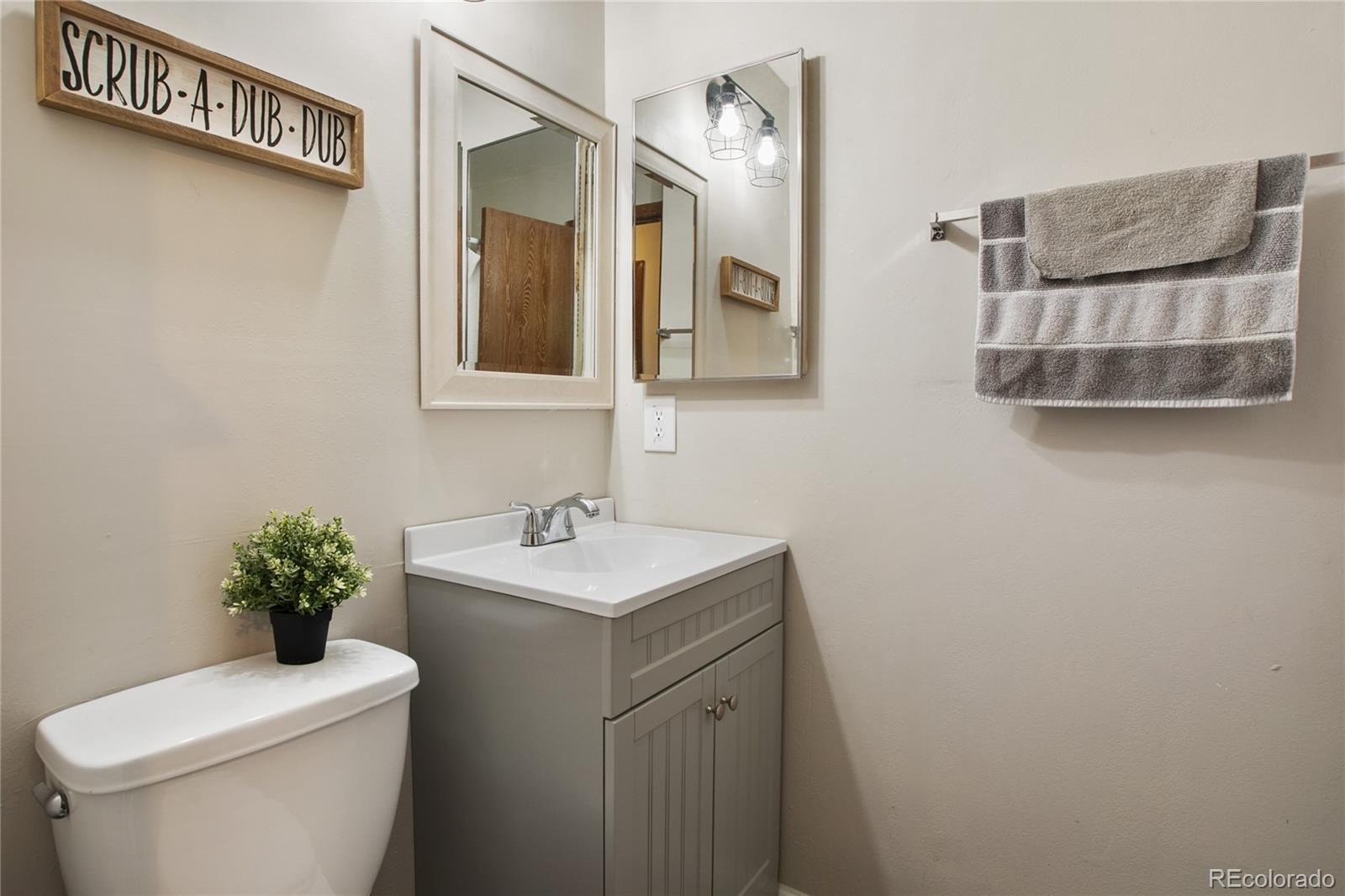 MLS Image #20 for 39 s nome street,aurora, Colorado