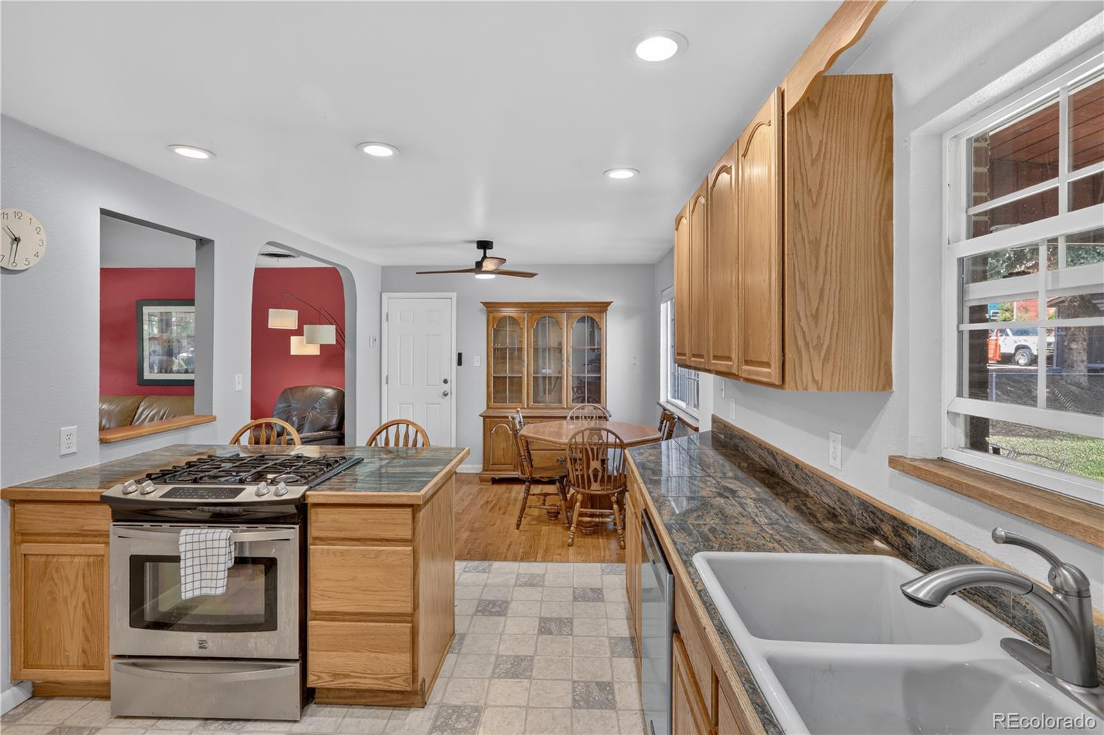 MLS Image #13 for 4977 s perry street,littleton, Colorado
