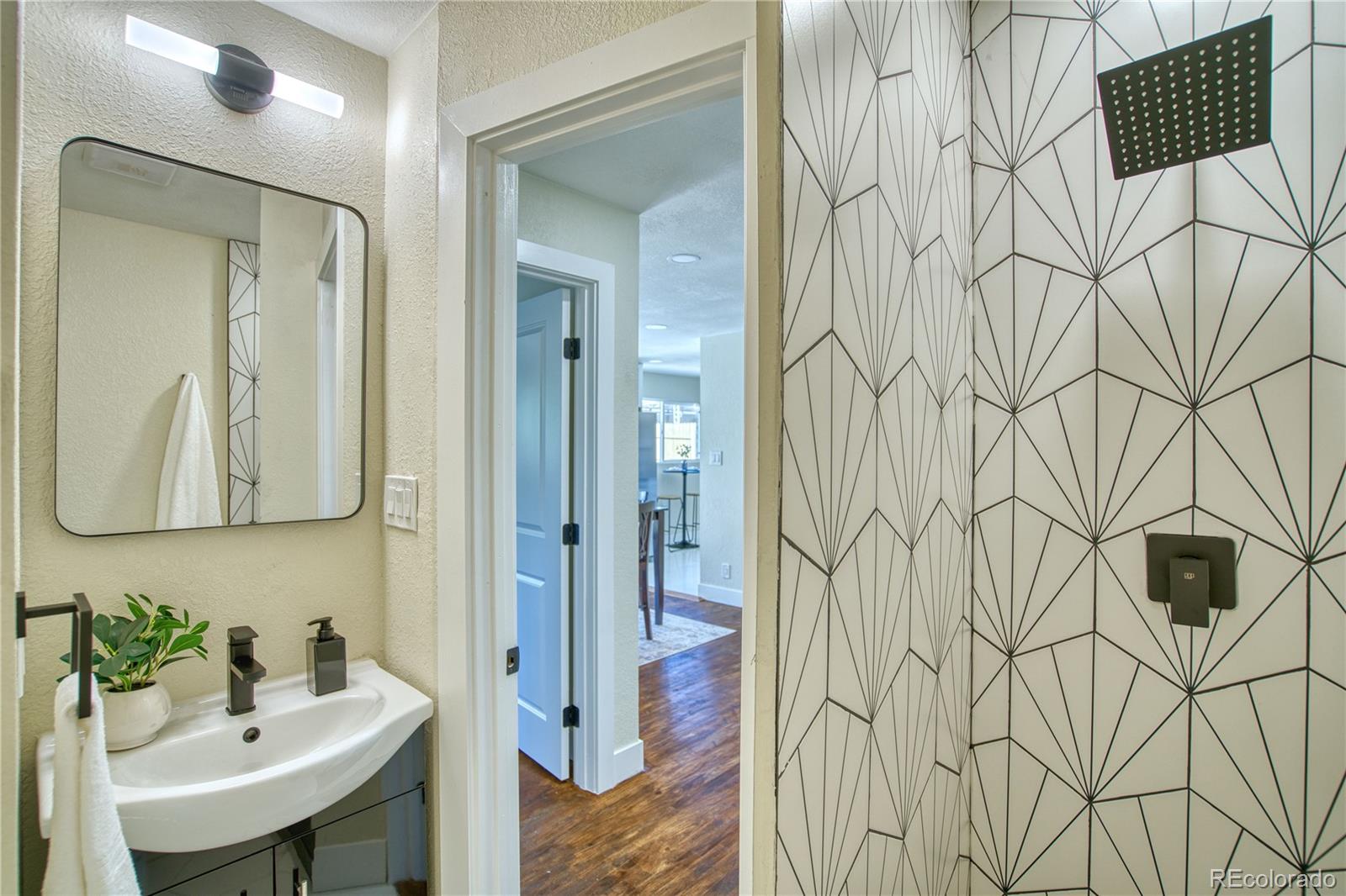 MLS Image #11 for 970 w 1st avenue,broomfield, Colorado
