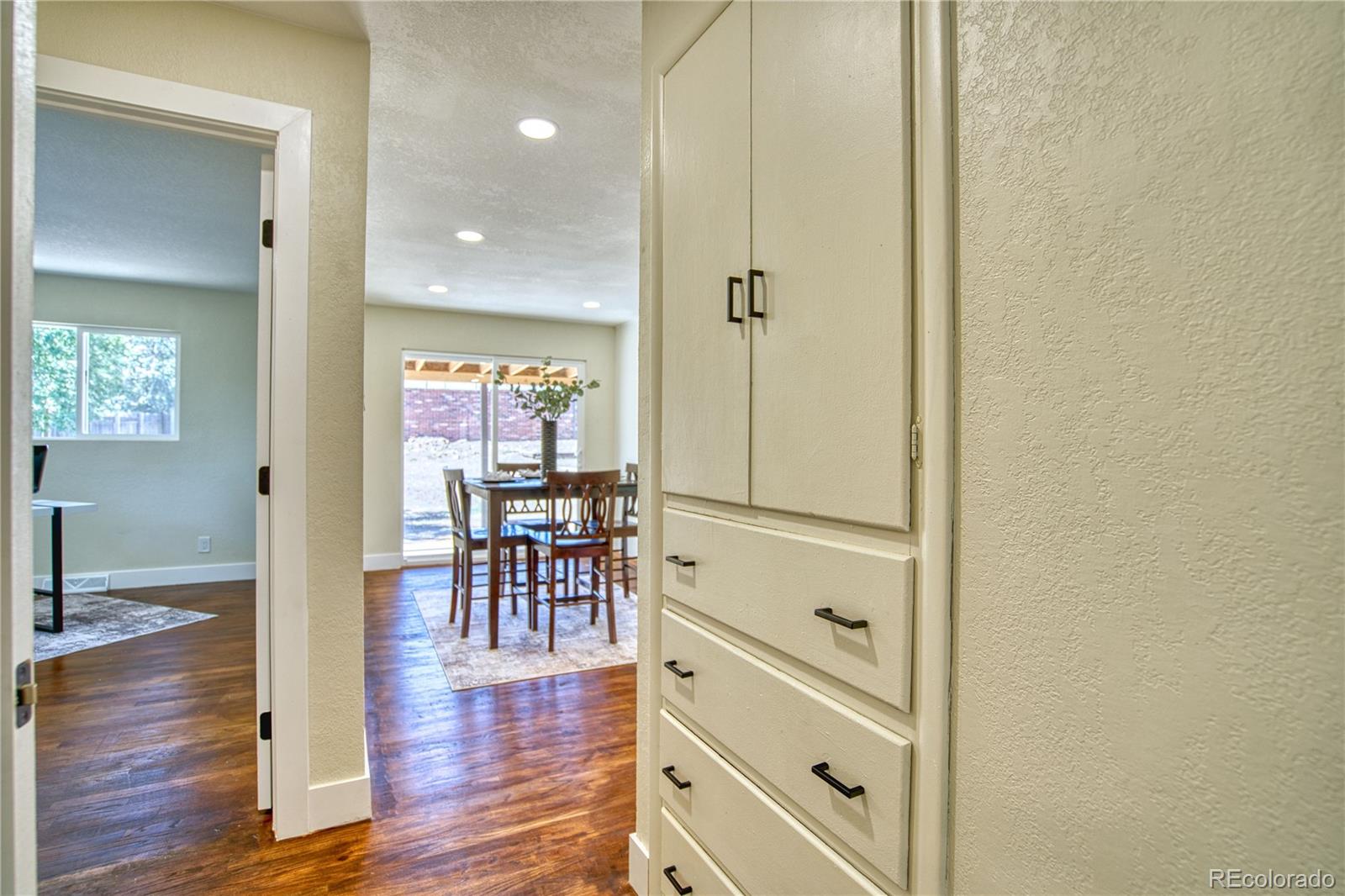 MLS Image #12 for 970 w 1st avenue,broomfield, Colorado