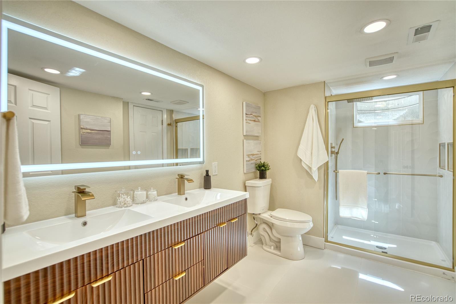 MLS Image #18 for 970 w 1st avenue,broomfield, Colorado