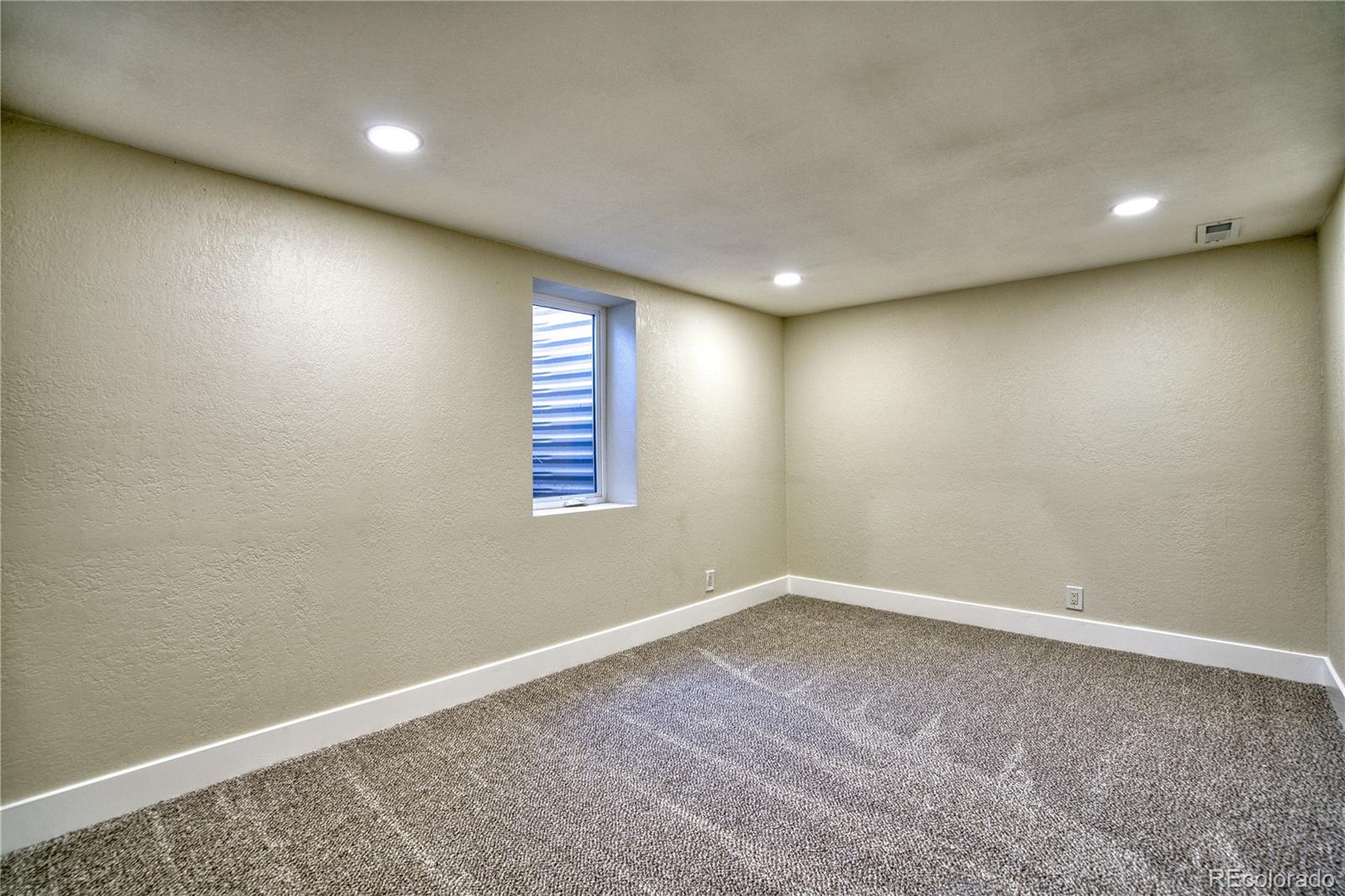 MLS Image #21 for 970 w 1st avenue,broomfield, Colorado