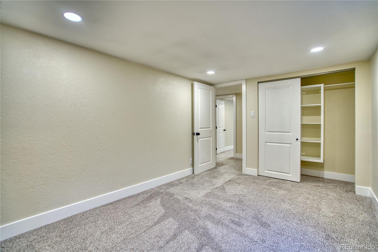 MLS Image #22 for 970 w 1st avenue,broomfield, Colorado