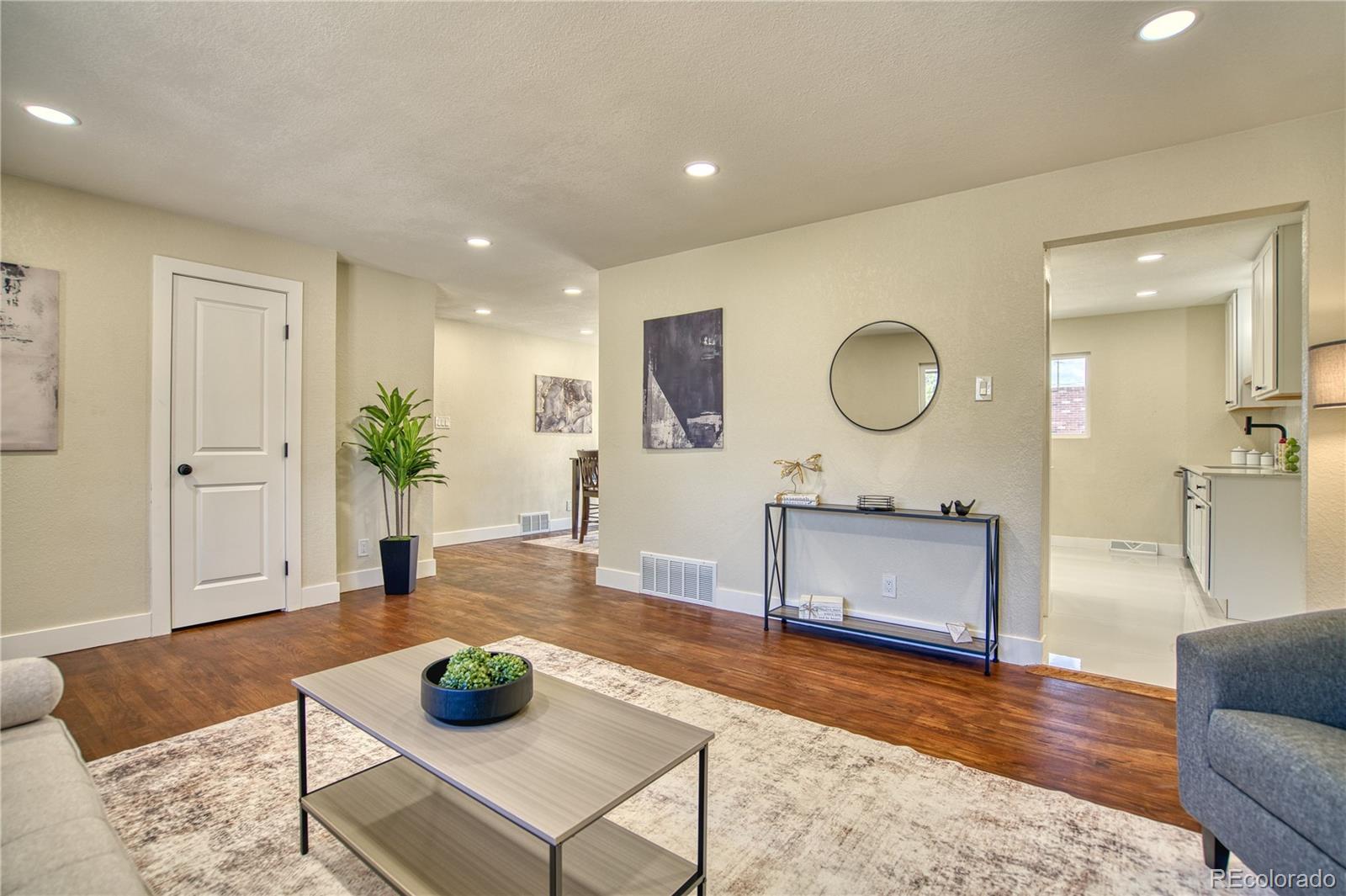 MLS Image #4 for 970 w 1st avenue,broomfield, Colorado