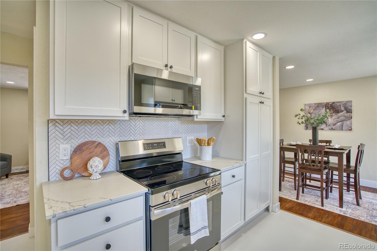 MLS Image #7 for 970 w 1st avenue,broomfield, Colorado