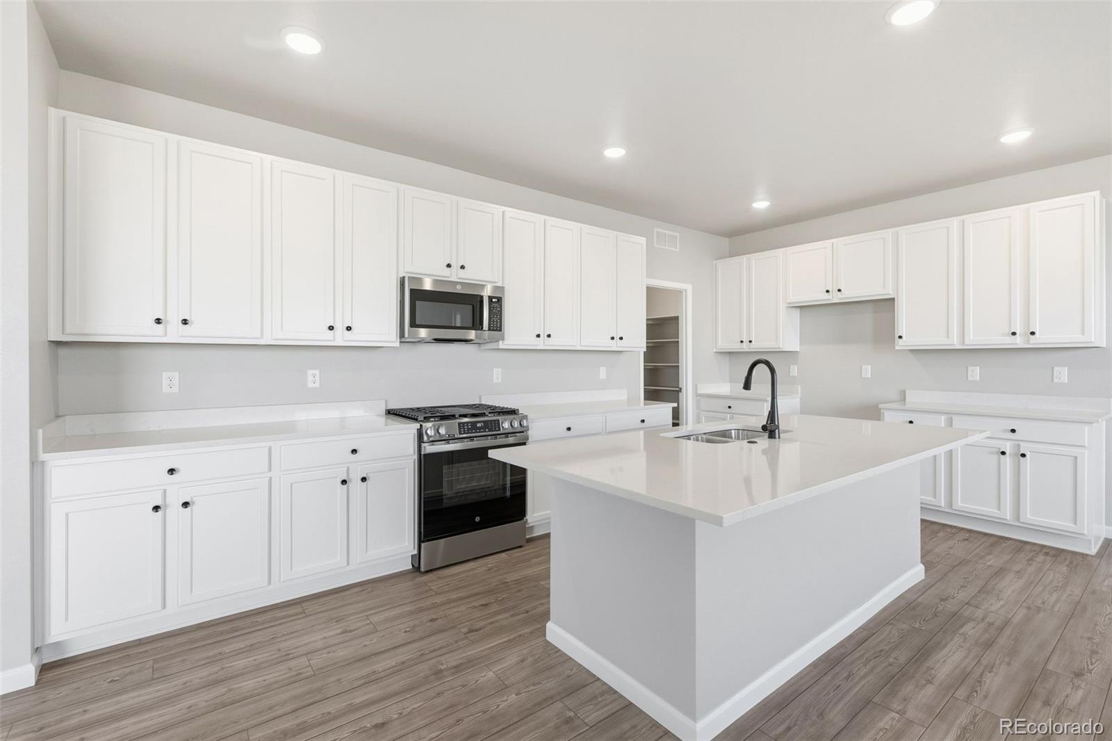 MLS Image #8 for 6785  utica circle,firestone, Colorado