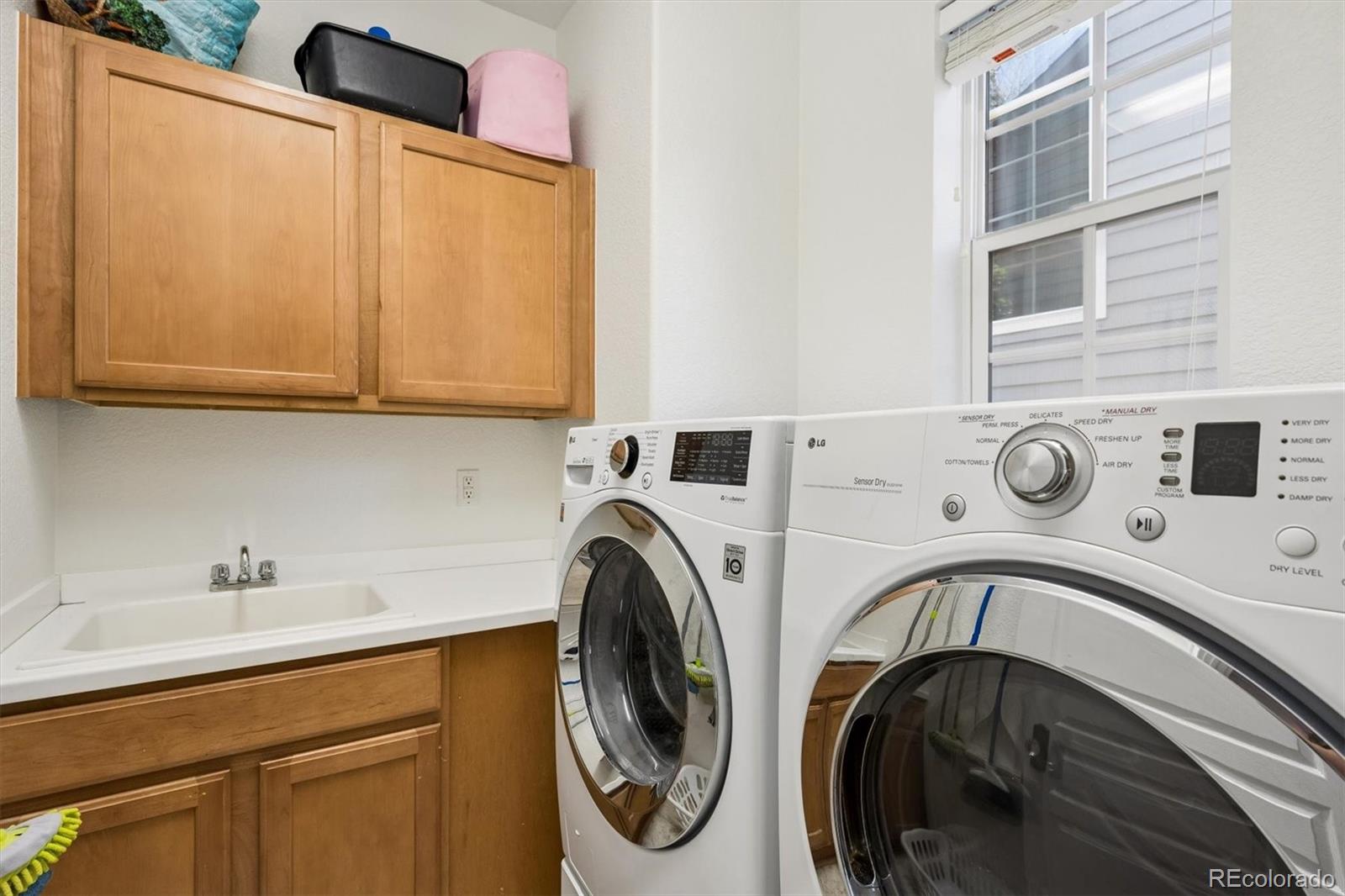 MLS Image #14 for 8775 e 28th avenue,denver, Colorado