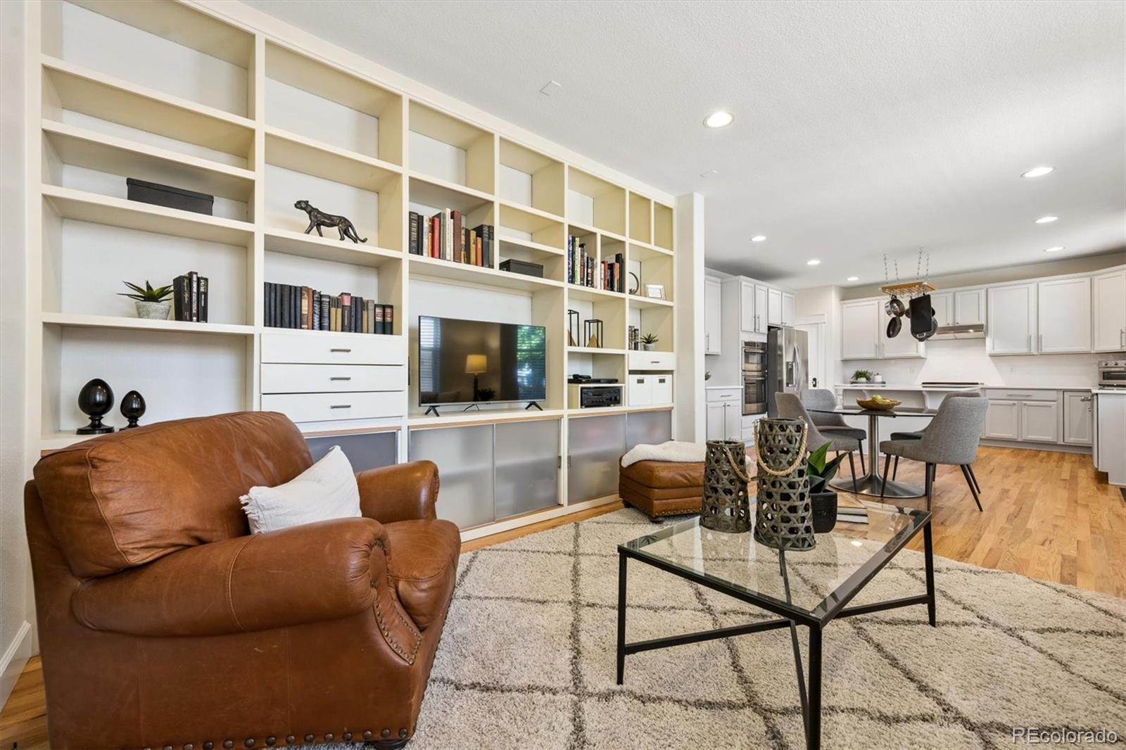 MLS Image #7 for 8775 e 28th avenue,denver, Colorado