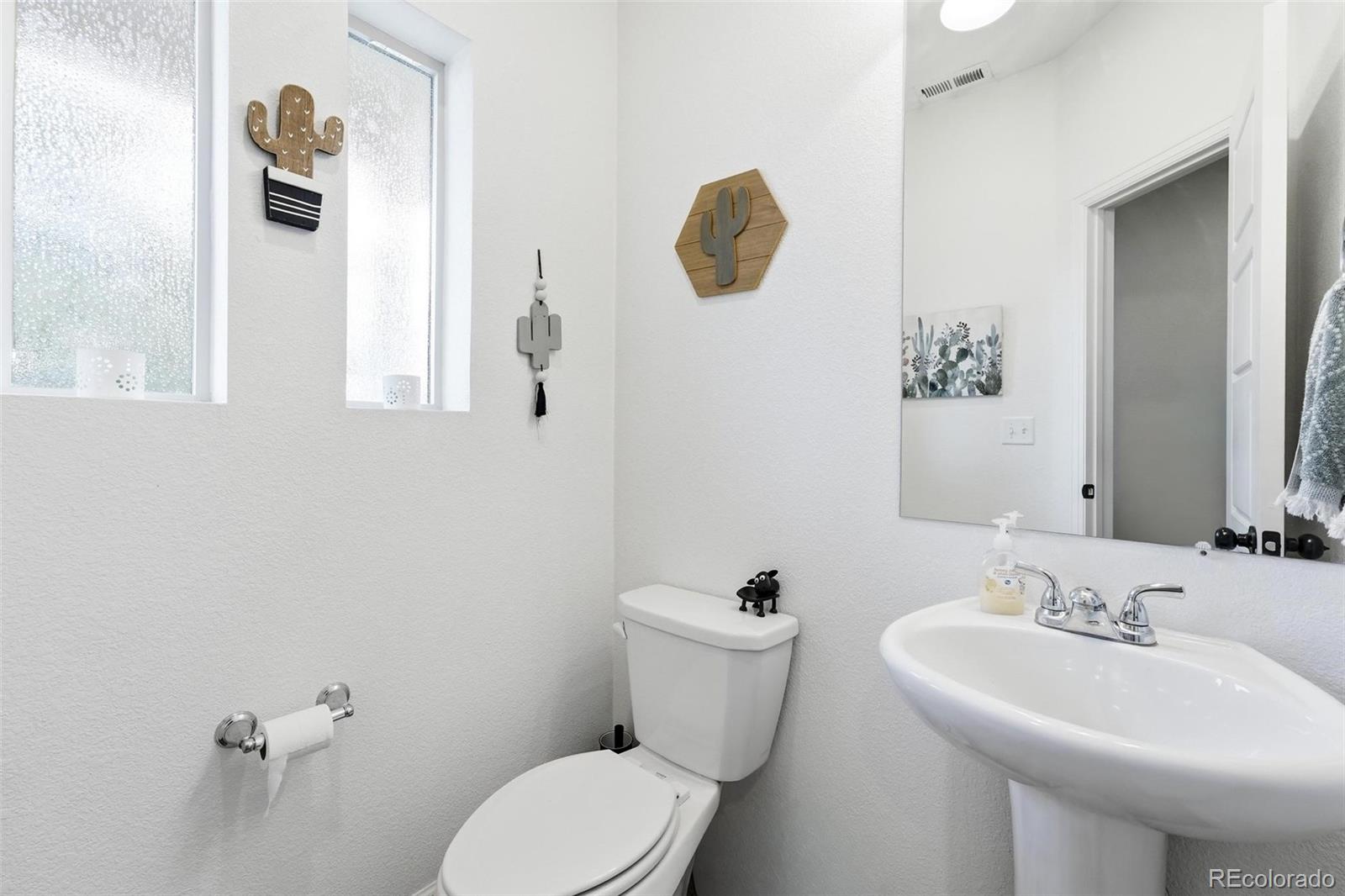 MLS Image #11 for 13553 e 106th place,commerce city, Colorado