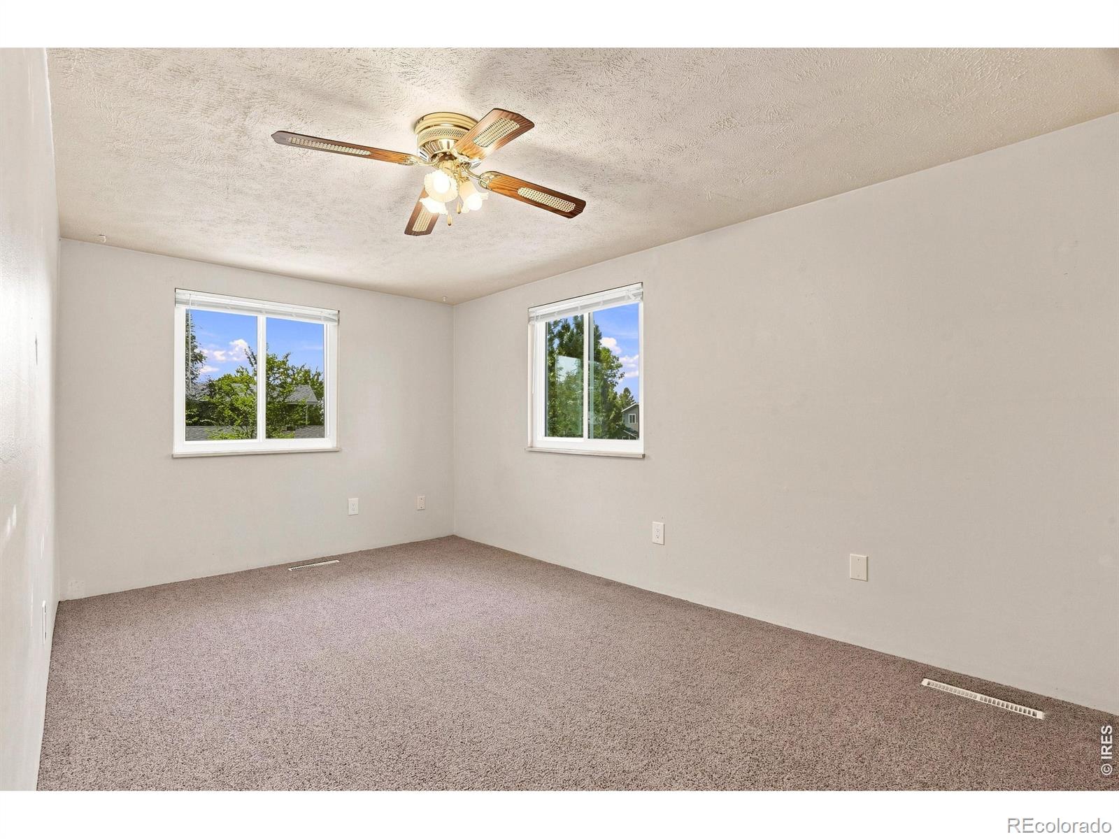 MLS Image #21 for 942  granite court,longmont, Colorado