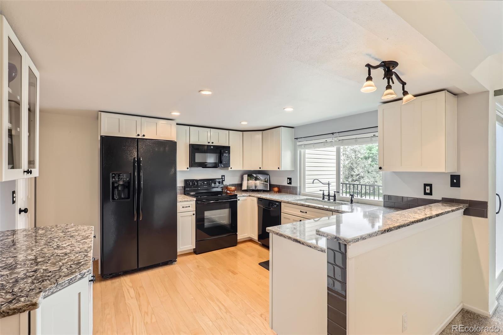 MLS Image #6 for 461 s kalispell way,aurora, Colorado