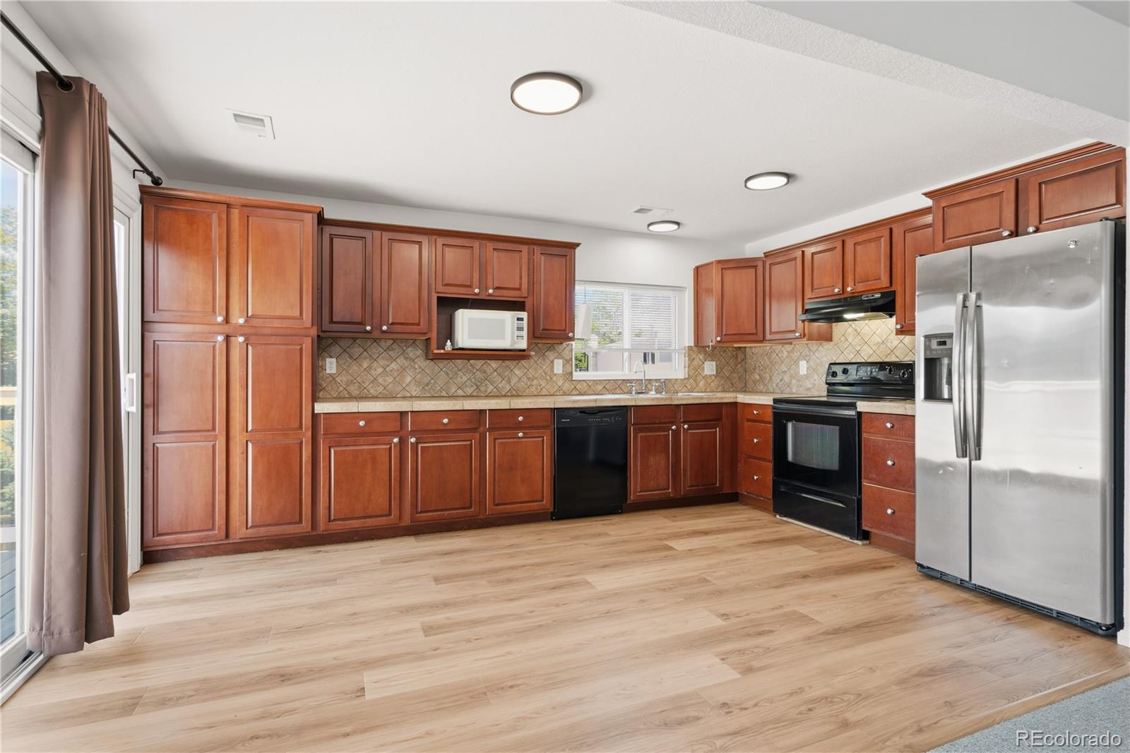 MLS Image #11 for 2503 s crystal street,aurora, Colorado
