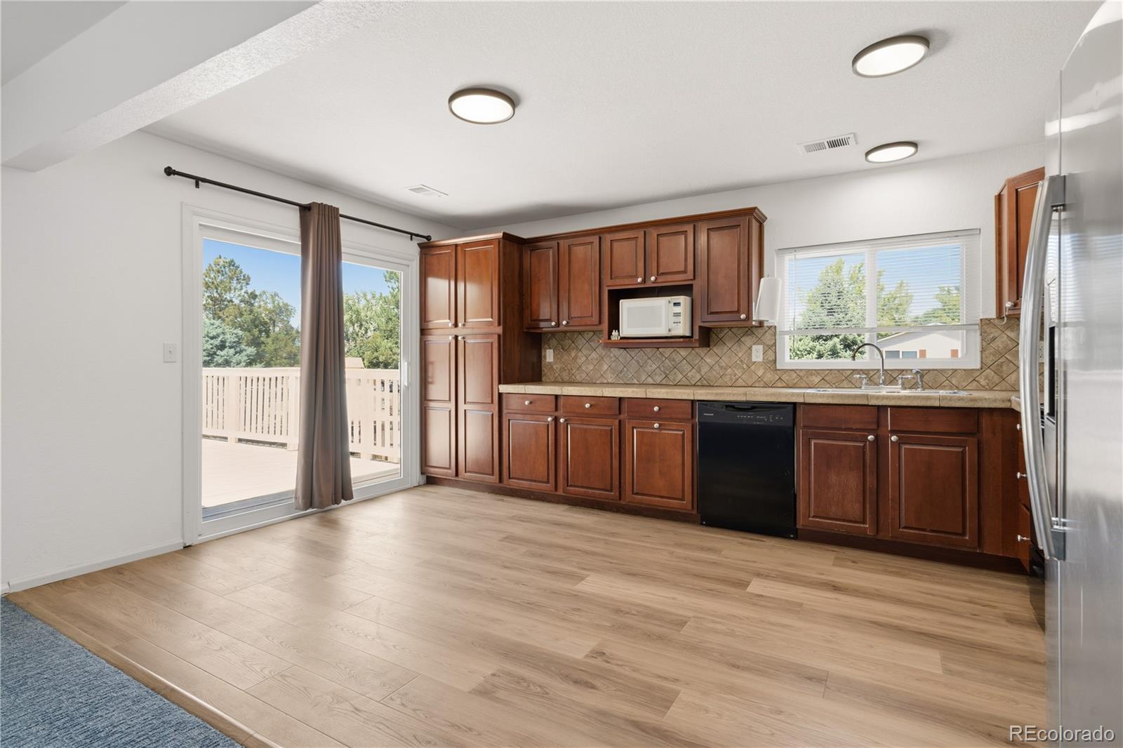 MLS Image #12 for 2503 s crystal street,aurora, Colorado