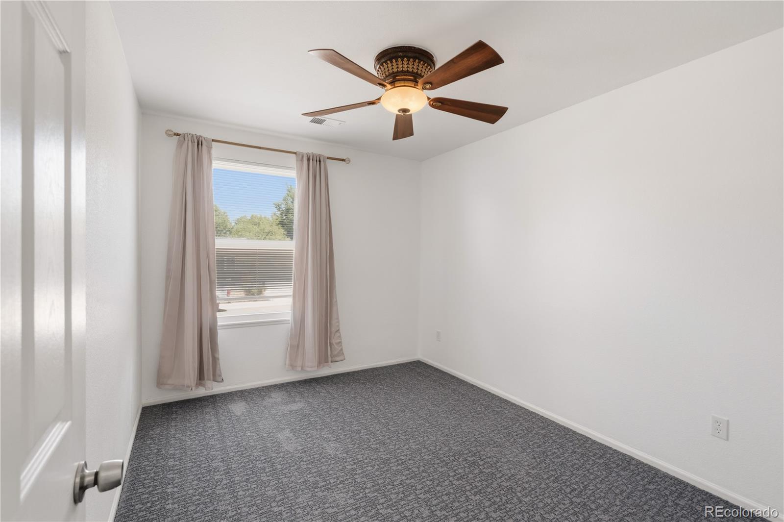 MLS Image #18 for 2503 s crystal street,aurora, Colorado